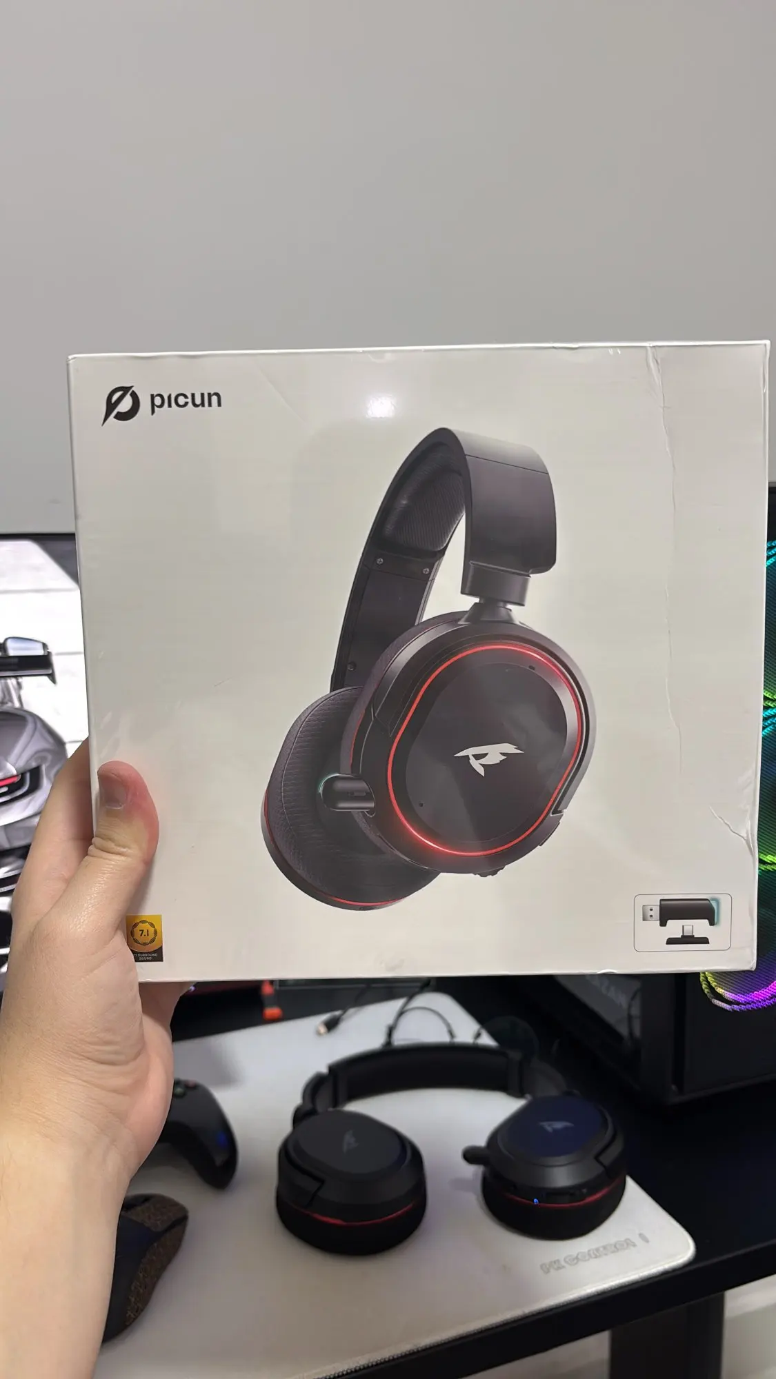 Picun G2 2.4G Wireless Gaming Headset Bluetooth Headphones 5ms Low Latency 7.1 Surround ENC Mic For PC PS4 PS5 Phone Switch photo review