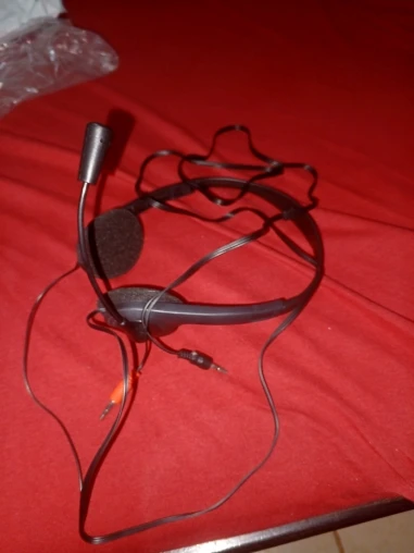 3.5mm Wired Stereo Headset Noise Cancelling Earphone With Microphone Gaming Headphone for Computer Laptop Desktop photo review