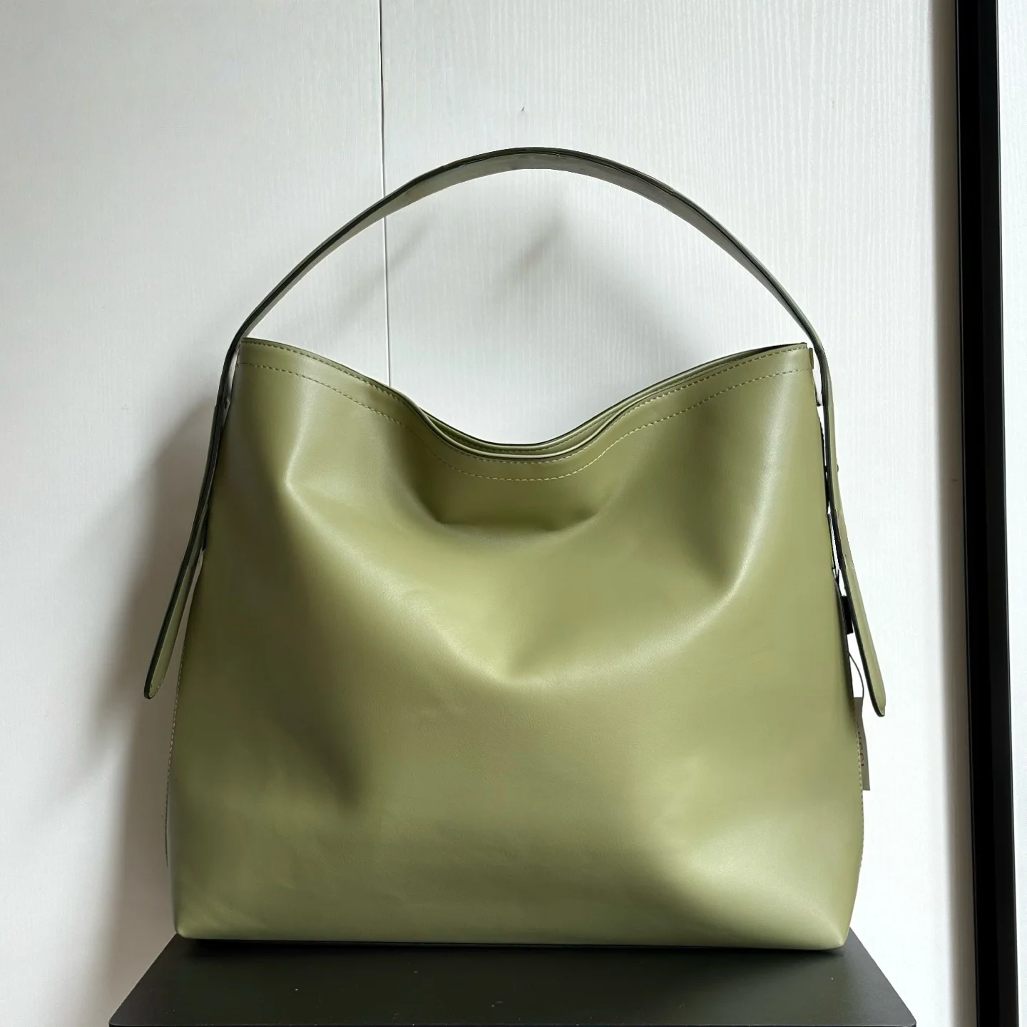 

2025 New Women's Detachable and Adjustable Shoulder Strap Tote Bag/Crossbody Bag in Green 40/36/12cm