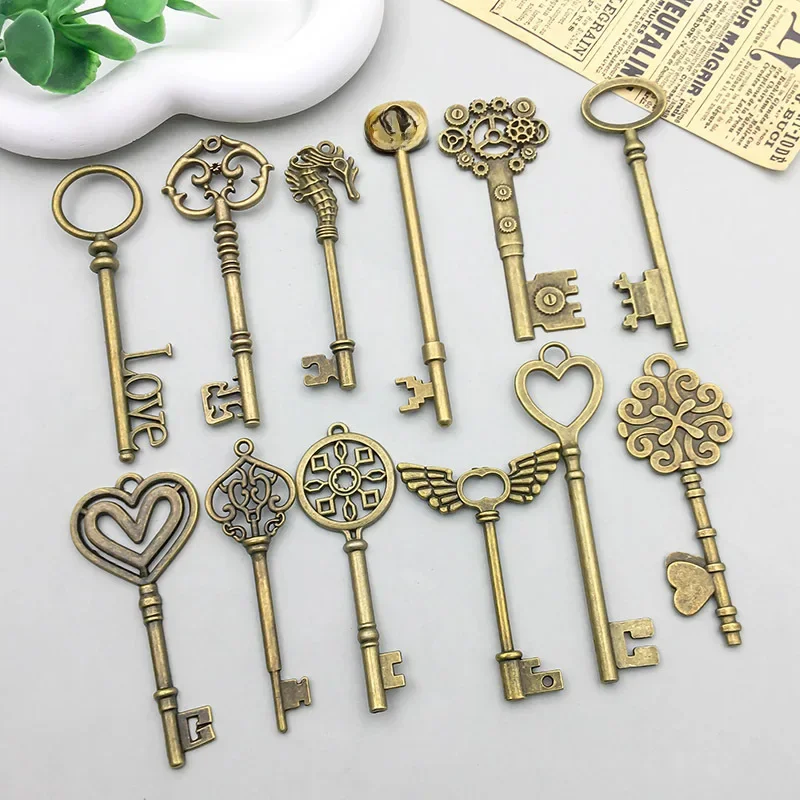 12 stylów 2 sztuk Mix brązowy metal stop cynku kluczowe wisiorki Fit biżuteria serce wisiorek w kształcie skrzydła Handmade Diy komponenty do biżuterii — zdjęcie 2
