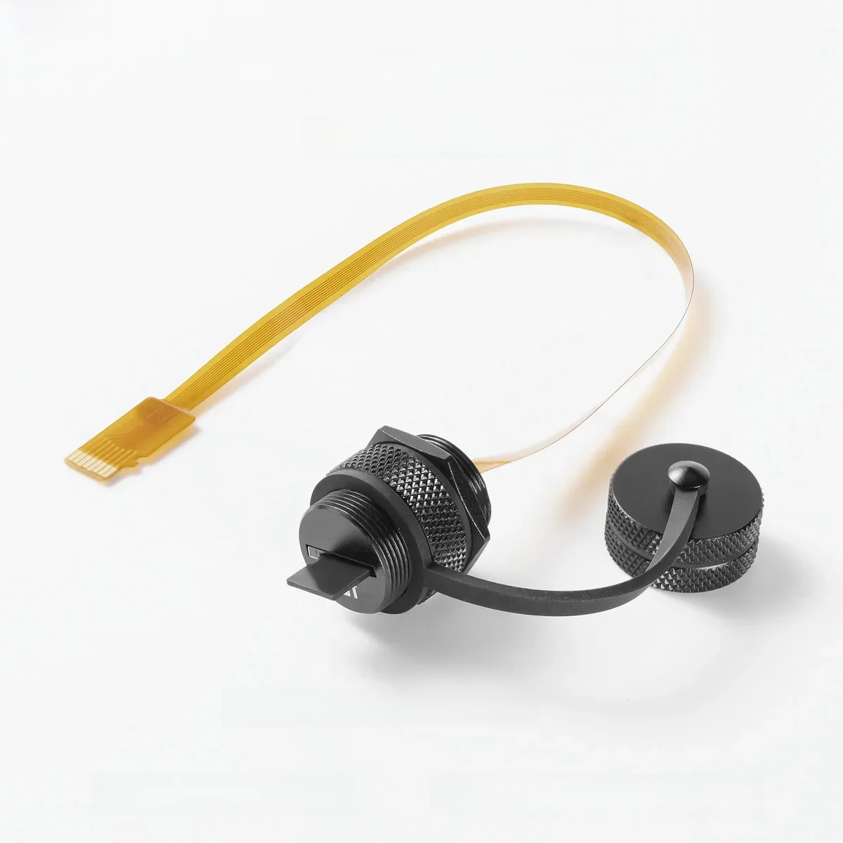 Zewnętrzny kabel przedłużający do karty Micro SD (TF) z montażem panelowym, elastyczny przedłużacz do karty TF, wodoodporny kabel FPC IP67 do obudowy szafy. — zdjęcie produktu 6