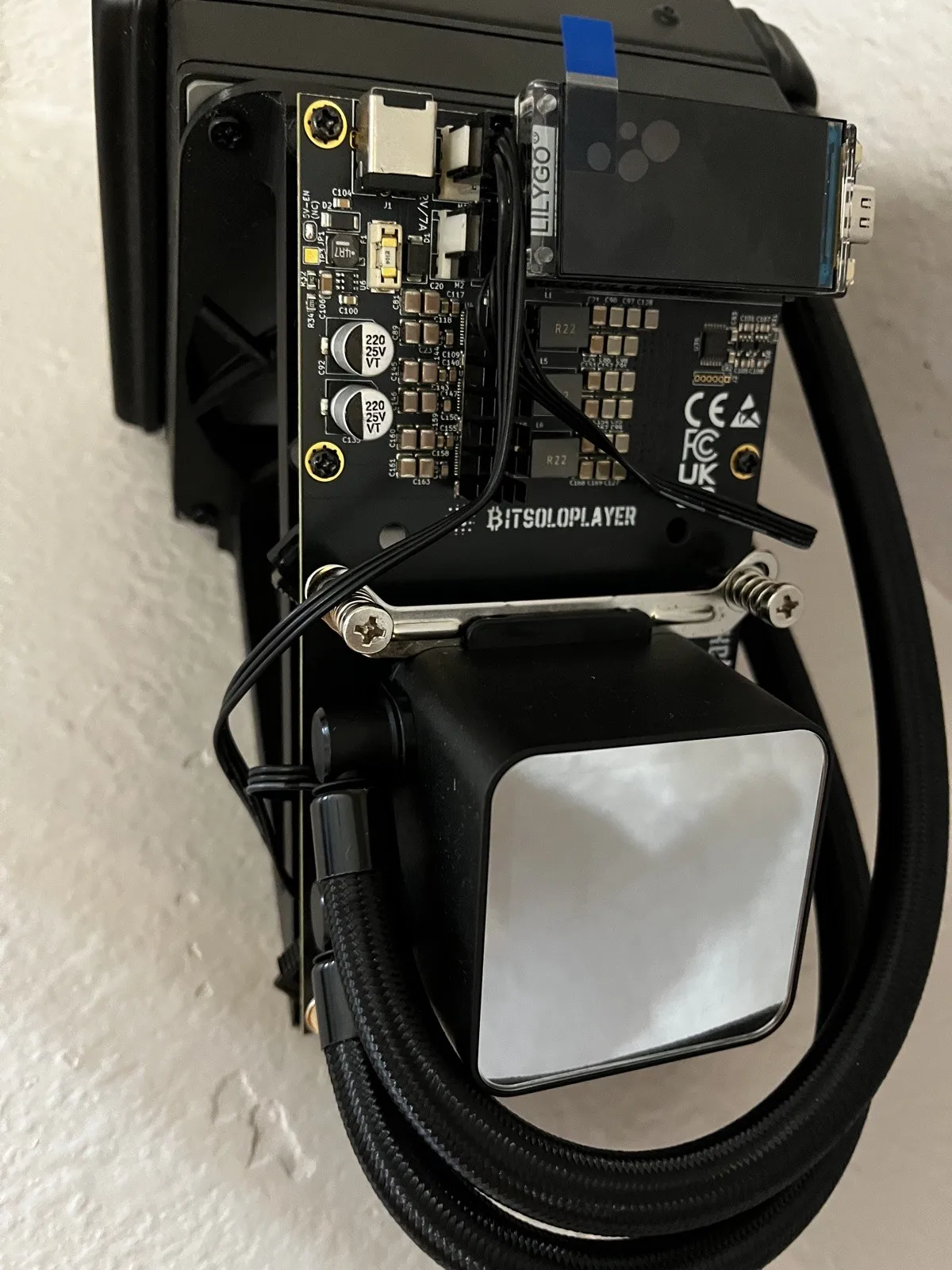 

FS: Купи 5, получи 3 бесплатно! Гидромайнер NerdQaxe++ 4.8TH/s - В НАЛИЧИИ В США