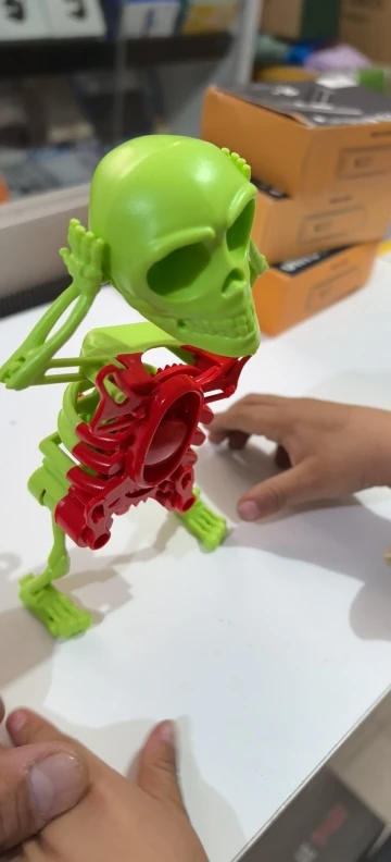 Swinging Skeleton Decor Moving Halloween Ornament Spooky Dancing Bone Figure for Home Office Party Trick Decoration Gift photo review