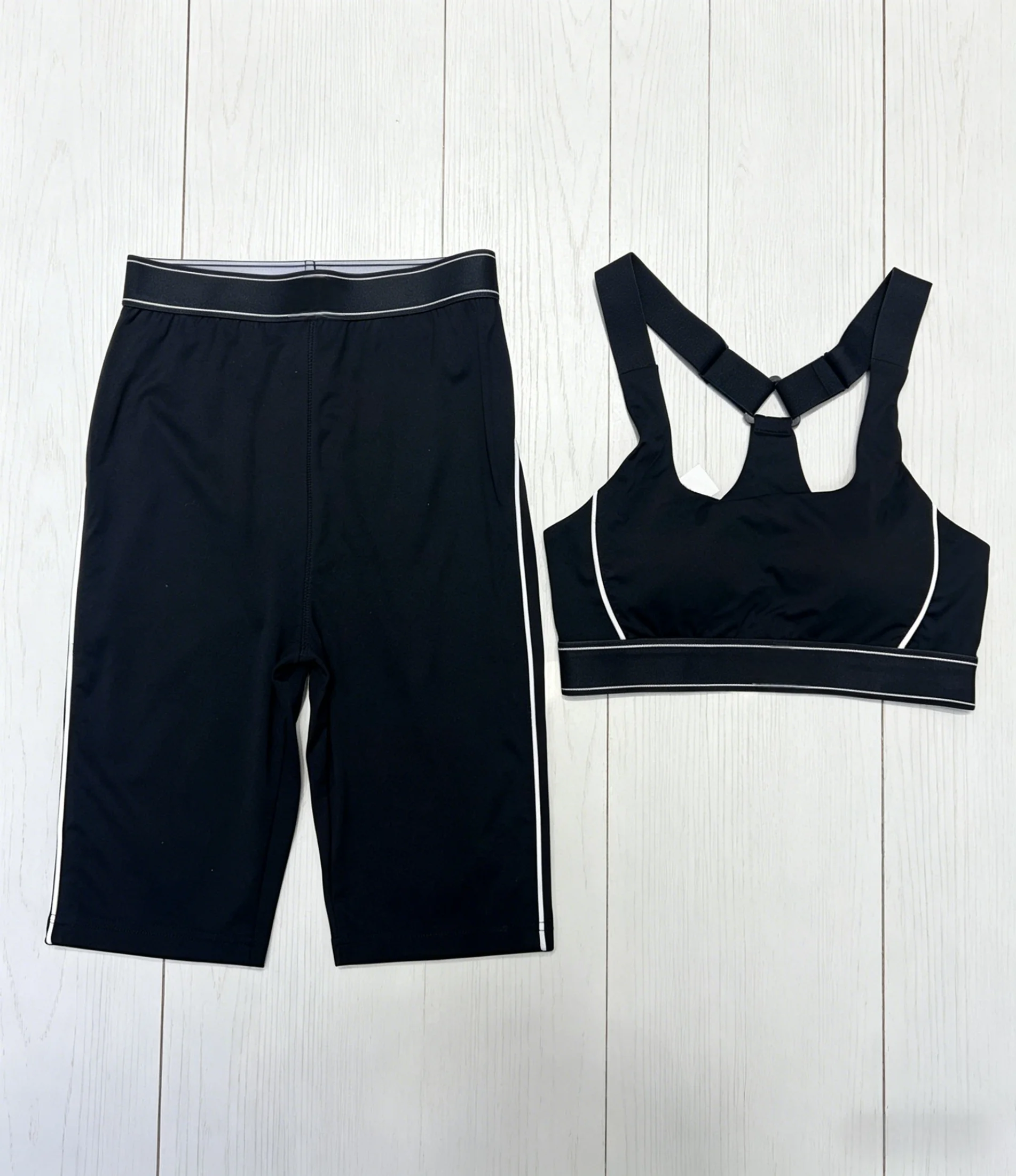 

2026 New Women's Short Yoga Set Size M L Slim-Fit and Comfortable Code39