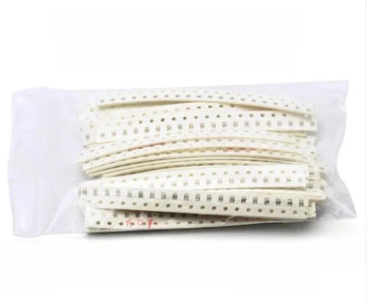 0805 1206 Zestaw kondensatorów ceramicznych SMD 10PF do 22UF 16 wartości * 20 sztuk = 320 sztuk 102 222 103 104 474 105 225 475 106 22/33/47/220/470PF — zdjęcie 2
