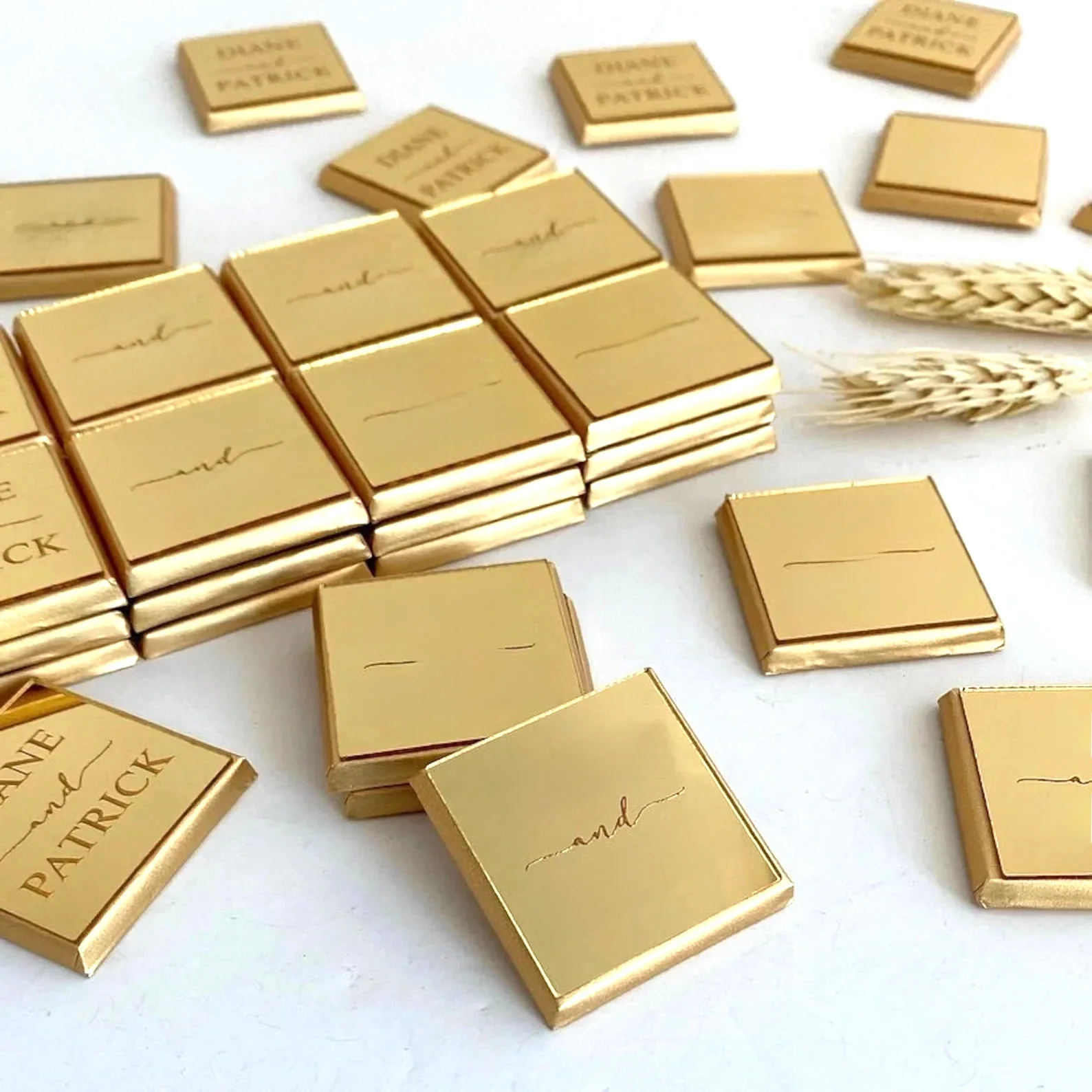 25 Stück personalisierte quadratische Schokoladendekoration, Acryl, Gold, Spiegel, Hängeanhänger,