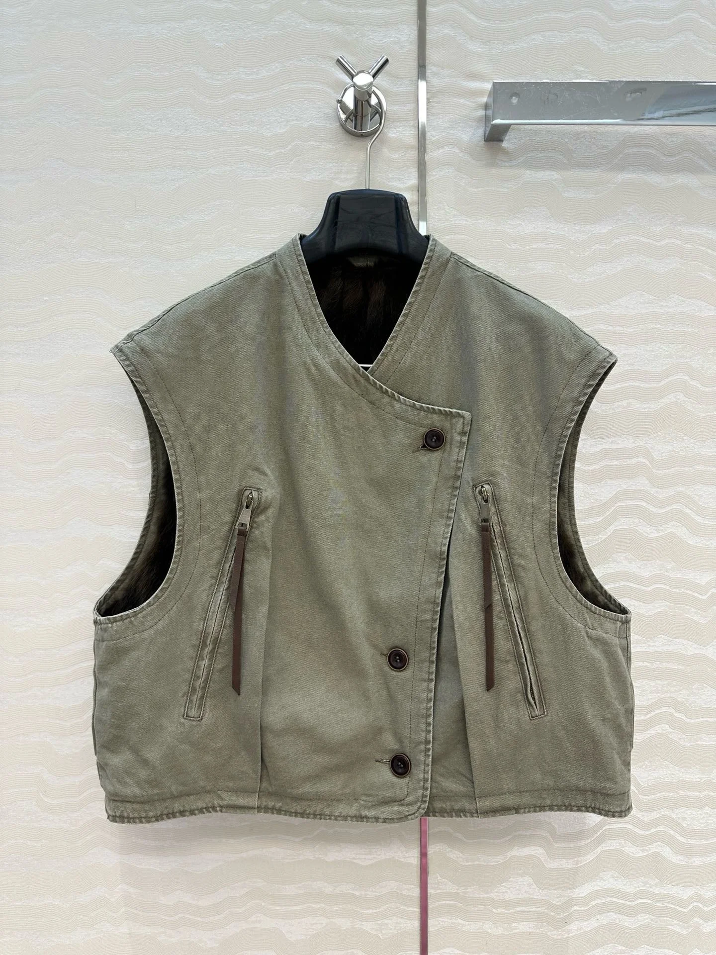 

Осень-зима 2025 года, новый модный жилет из норки, легкий и теплый, можно носить с обеих сторон, модный и красивый