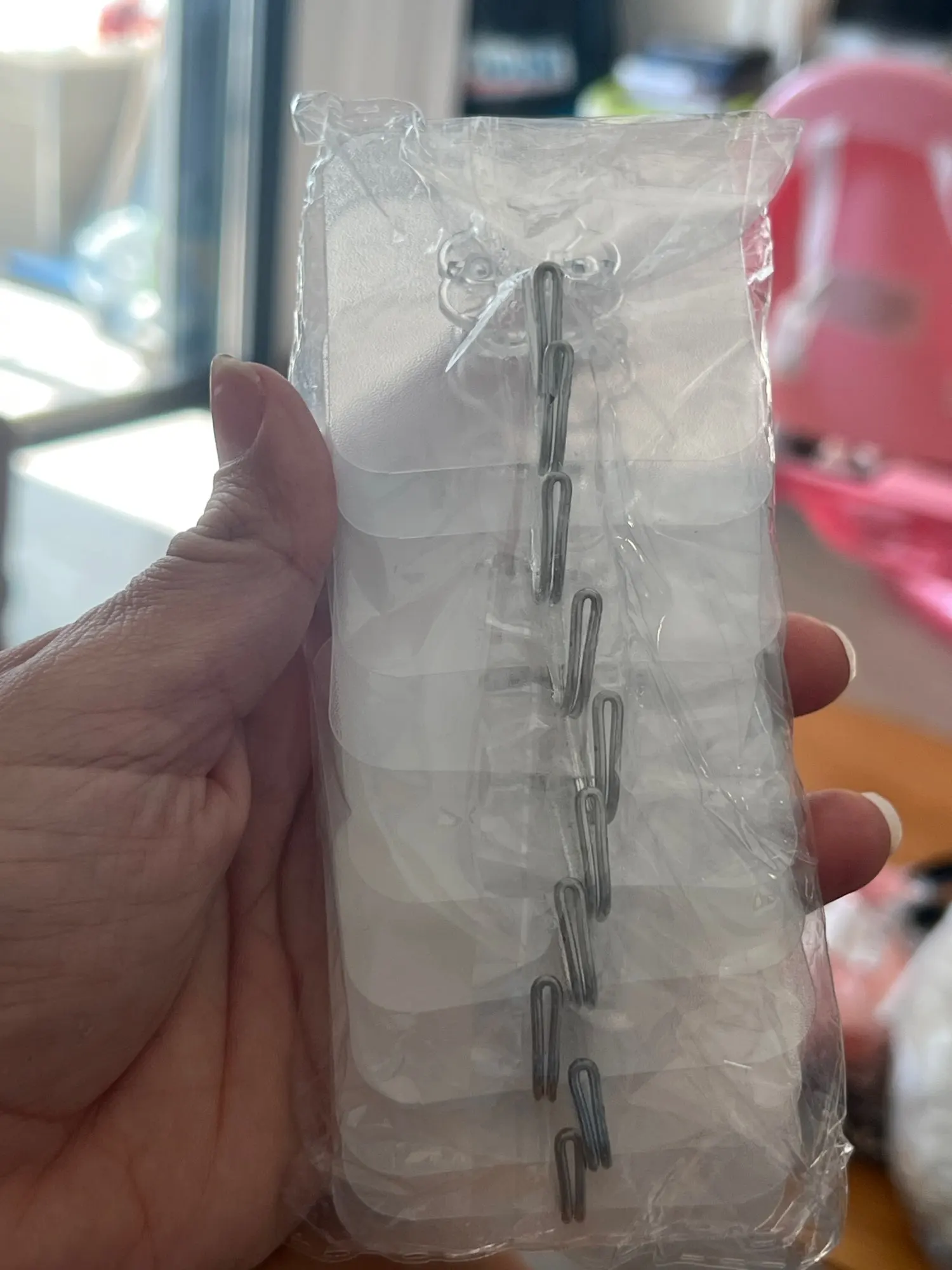 10/20 Pcs Hooks Transparent Strong Self Adhesive Door Wall Hangers Hooks Suction Heavy Load Rack Cup Sucker for Kitchen Bathroom photo review