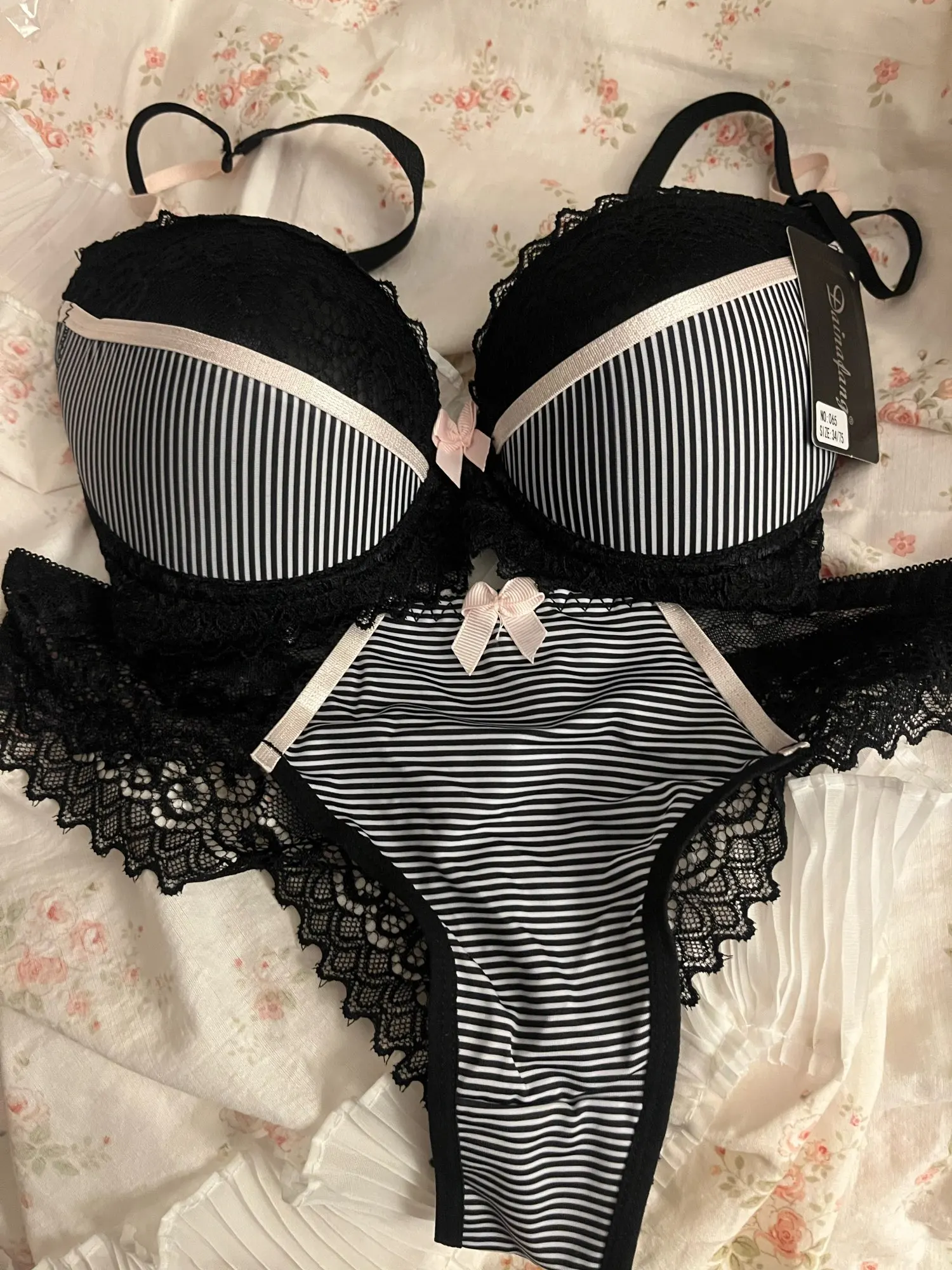 DaiNaFang Push Up Women Bras Set For Big Boops Sexy Lace Underwear Panties BCDE Cup Ladies Plus Size French Female Lingerie photo review
