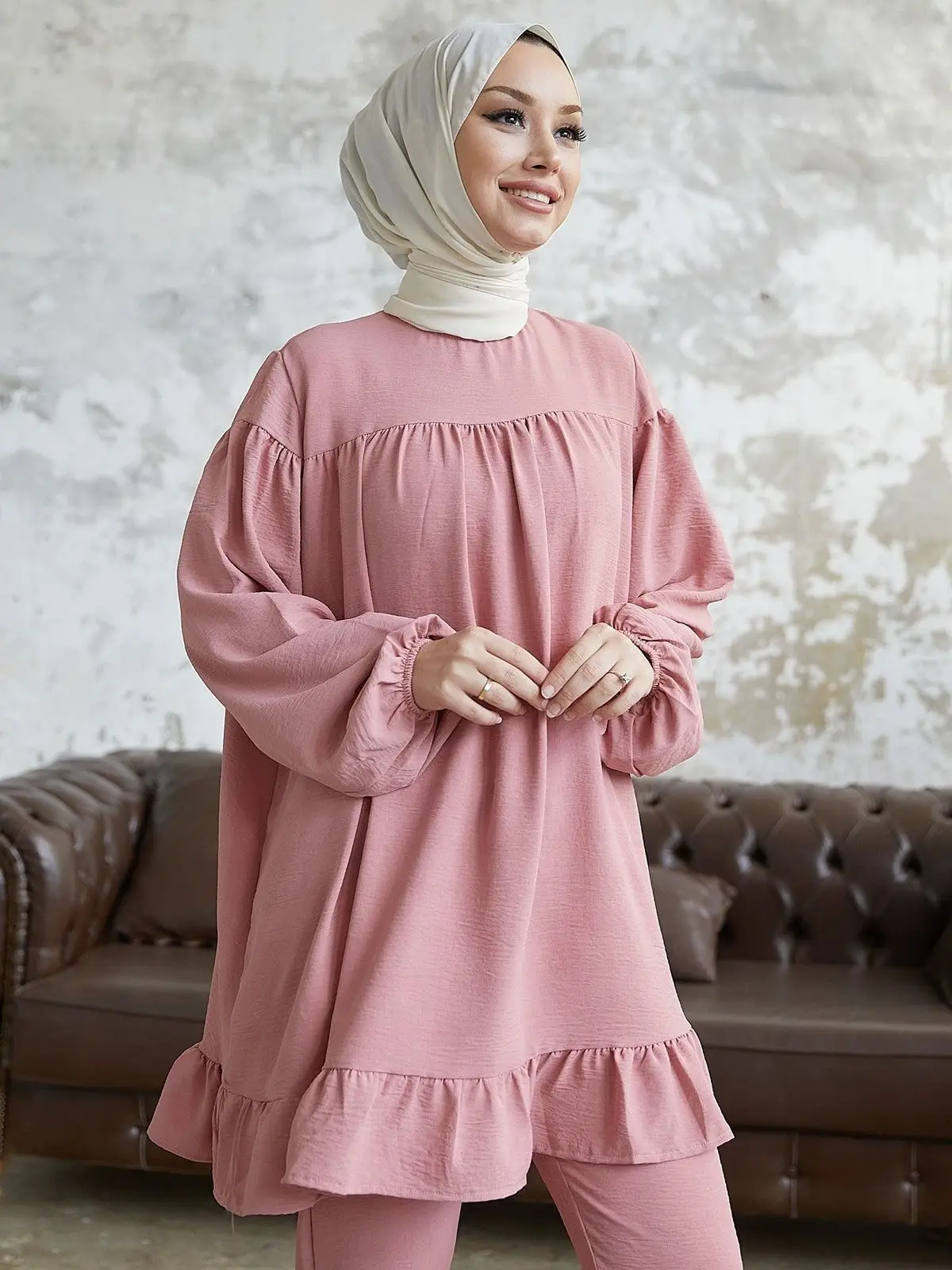 Lively Skirt Ruffle Double Suit, Elastic Waist Trousers, Tunic Cotton and Polyester, Non-Reflective, Unlined Muslim Sets