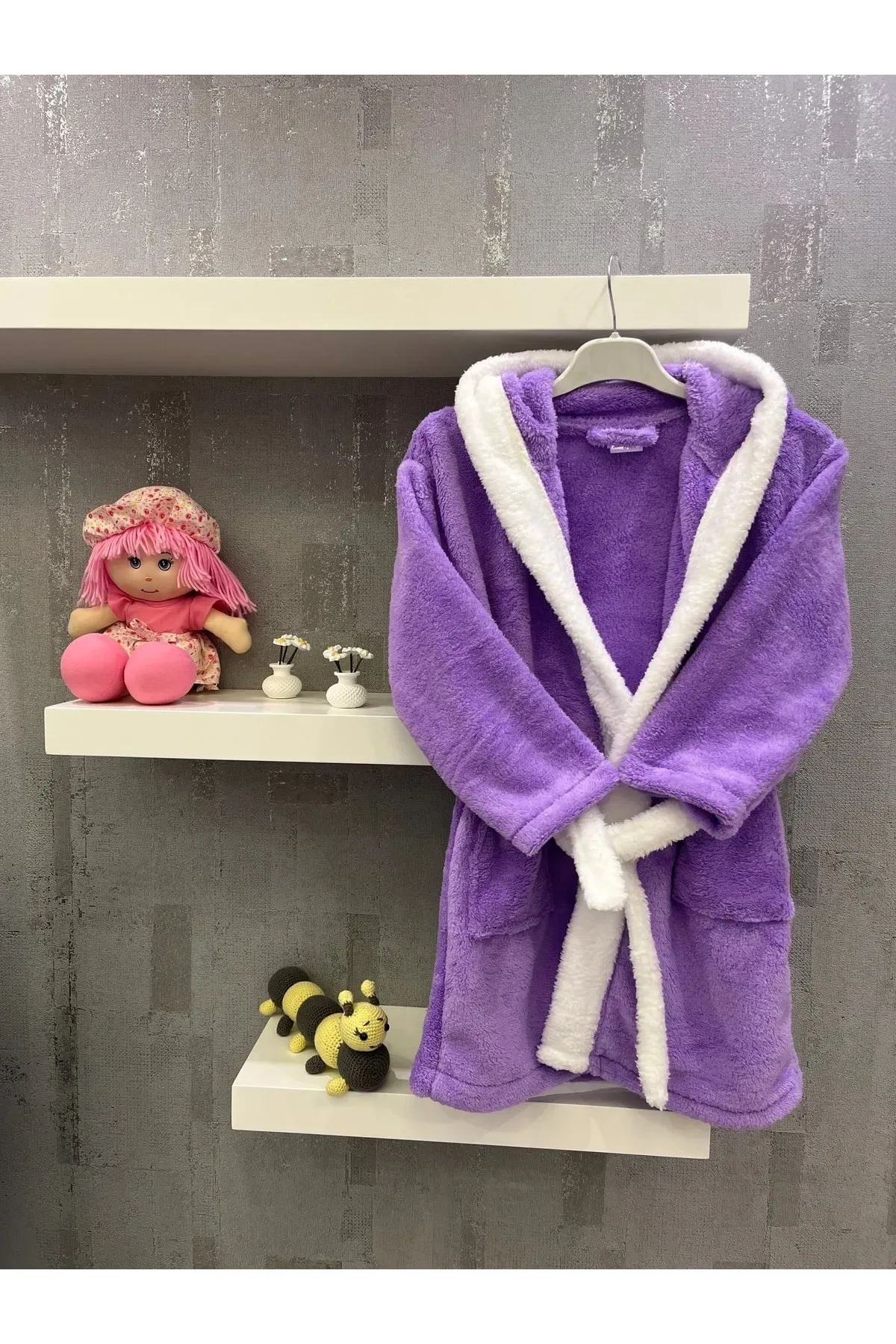 Collection Welsoft-fleece Kids Bathrobe Set Enjoy Luxurious Comfort. Our Product is Produced From 100% Cotton Yarn.For 1-2 Years