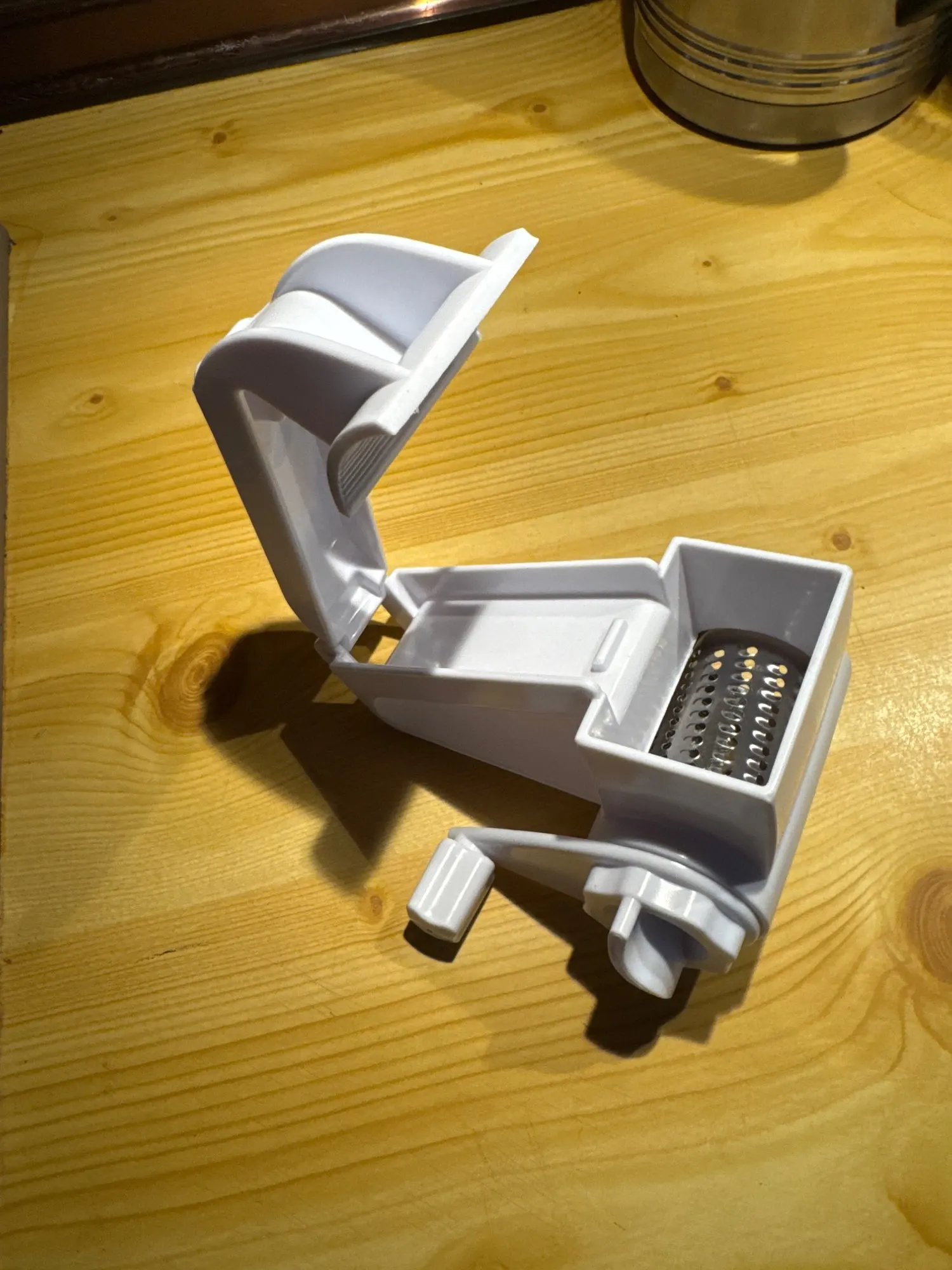 1 and 3 in 1 Kitchen Supplies Plastic Hand Cranked Rotating Cheese Planer Creative Cheese Grater Multi Functional Cheese Grater photo review