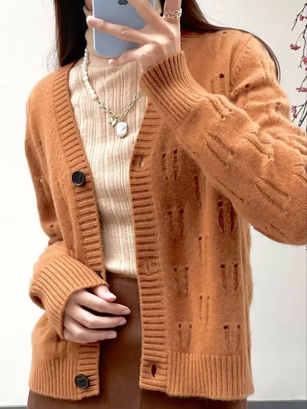 

Winter women's casual solid color 100% cashmere V-neck cardigan