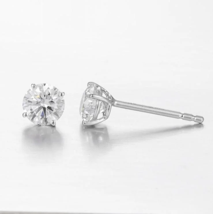 PT950 Gold 4‑Prong Stud Earrings 0.78g 0.78ct-2pcs CVD Lab‑Grown Round‑Brilliant Cut Diamond, NGTC Certified, Wholesale