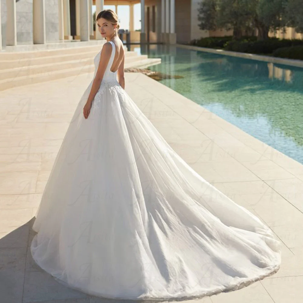 Robe De mariée trapèze en dentelle, col carré, dos nu, avec traîne, sans manches