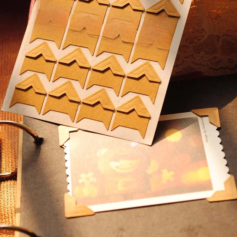 120 Teile/los 5 Sheets DIY Vintage Ecke Kraft Papier Aufkleber Für Fotoalbum Rahmen Dekoration
