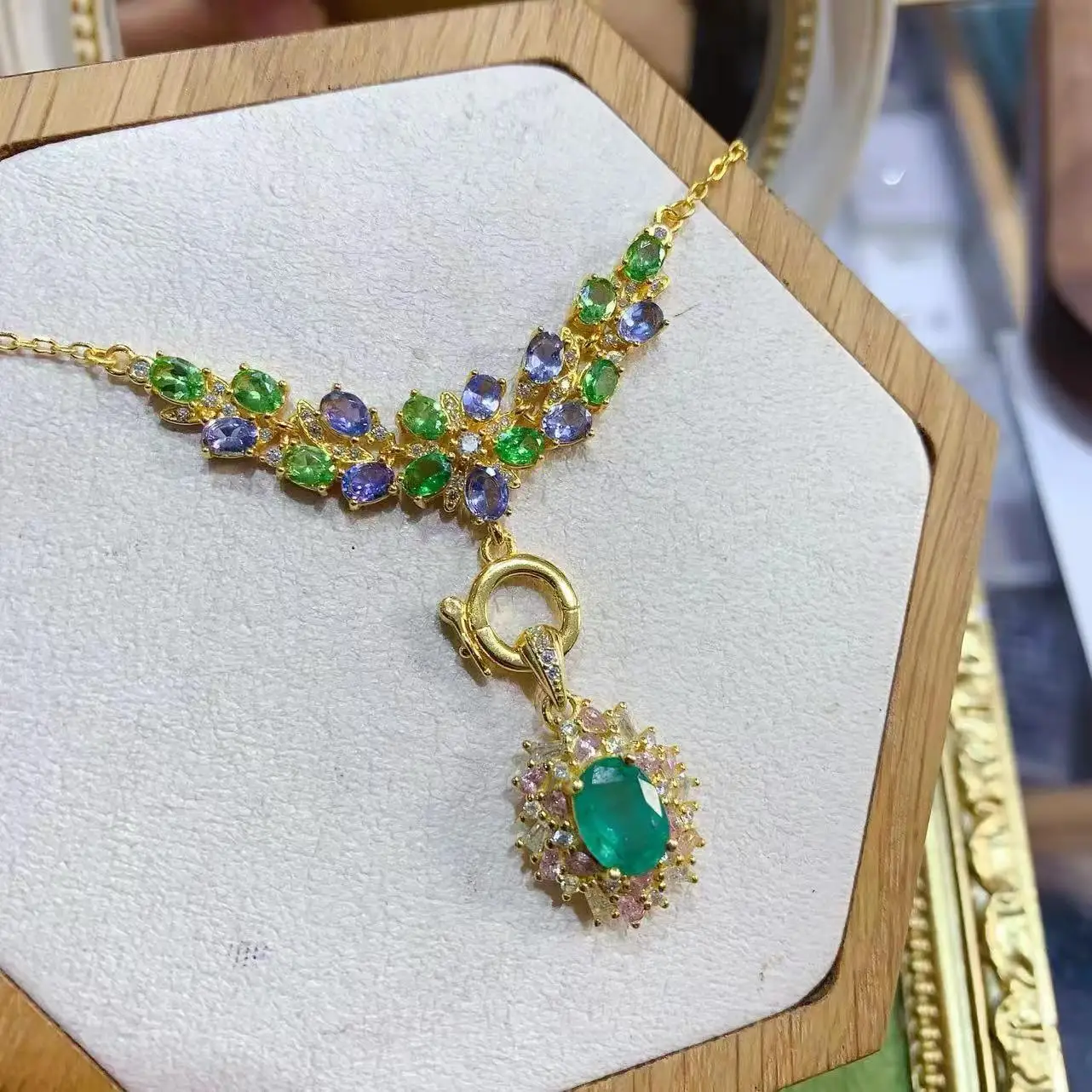 KJJEAXCMY Boutique Jewelry 925 Pure Silver Inlaid with Natural Impurities, Grandmother Emerald, Women's Two Necklaces, Luxury