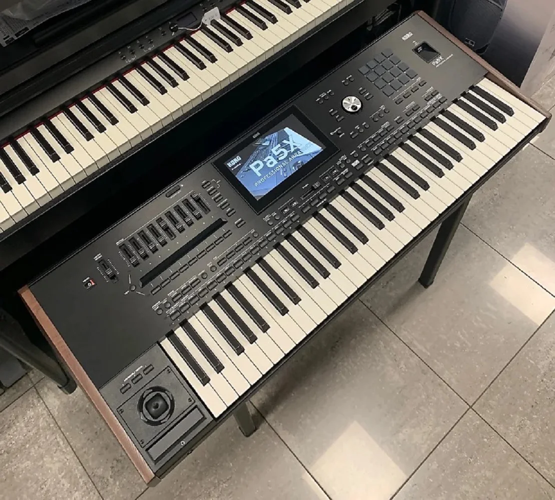 

Korg PA5X 61 Key keyboard PA5X61 Arranger PA 5X