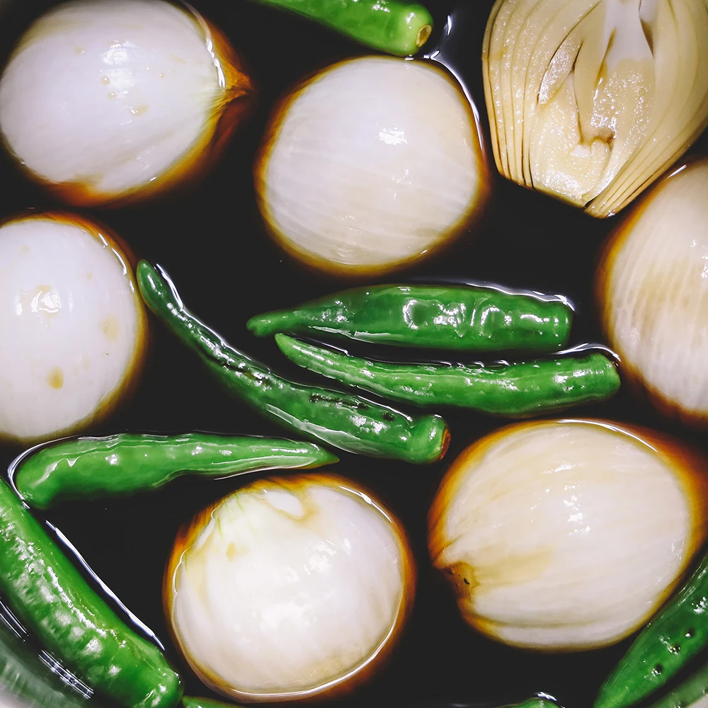 مخللات يوري الكورية المصنوعة يدويًا (بصل + فلفل شيونغيانغ الحار) 1 كجم