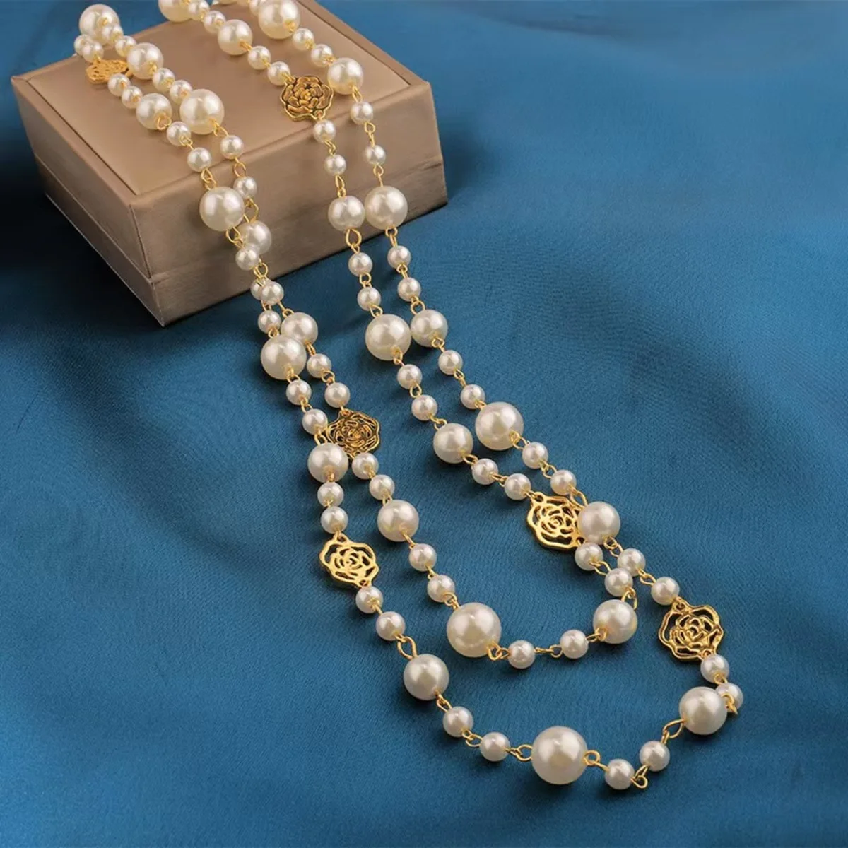 Vintage Lady Camellia Pearls Flower Long Necklace Chain Elegant Double Layers Fashion Jewelry For Women Party Collares de moda image 5