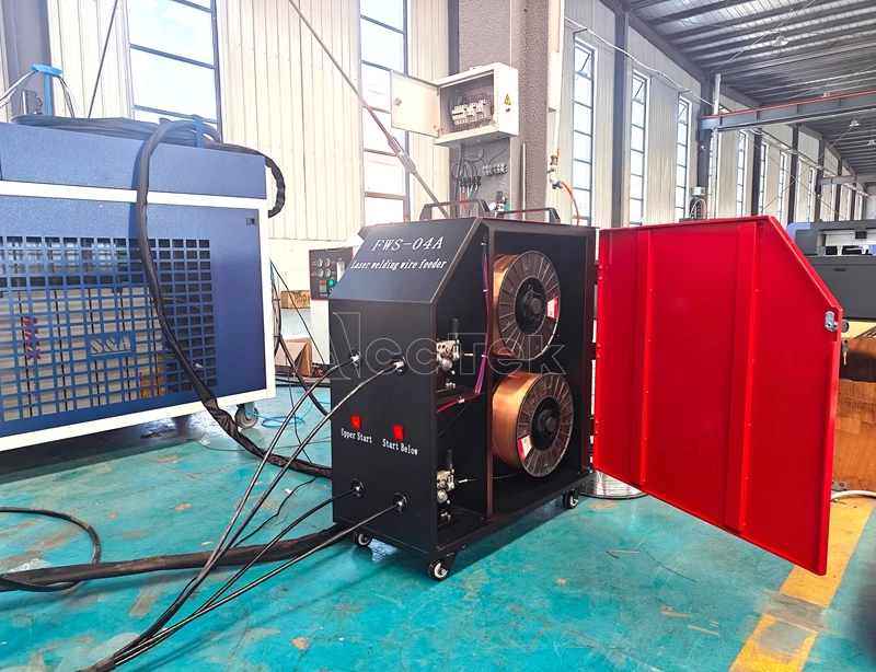 고정밀 6000w 380V 휴대용 섬유 레이저 용접 절단기 6kw 금속 레이저 용접 기계 판매