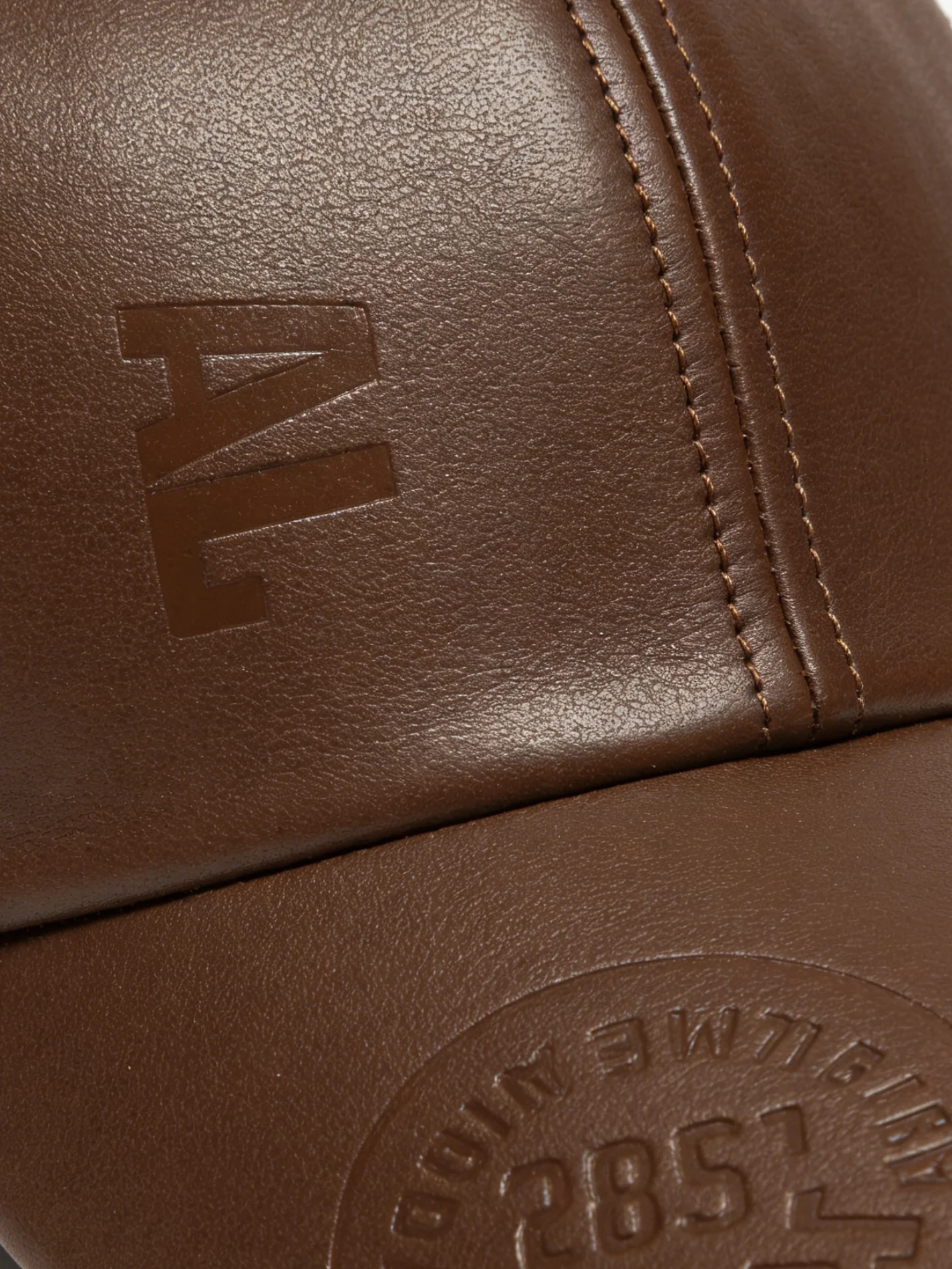 

Men's Leather Hat New Fashion Logo Adult Outdoor Hat Men's Baseball Cap