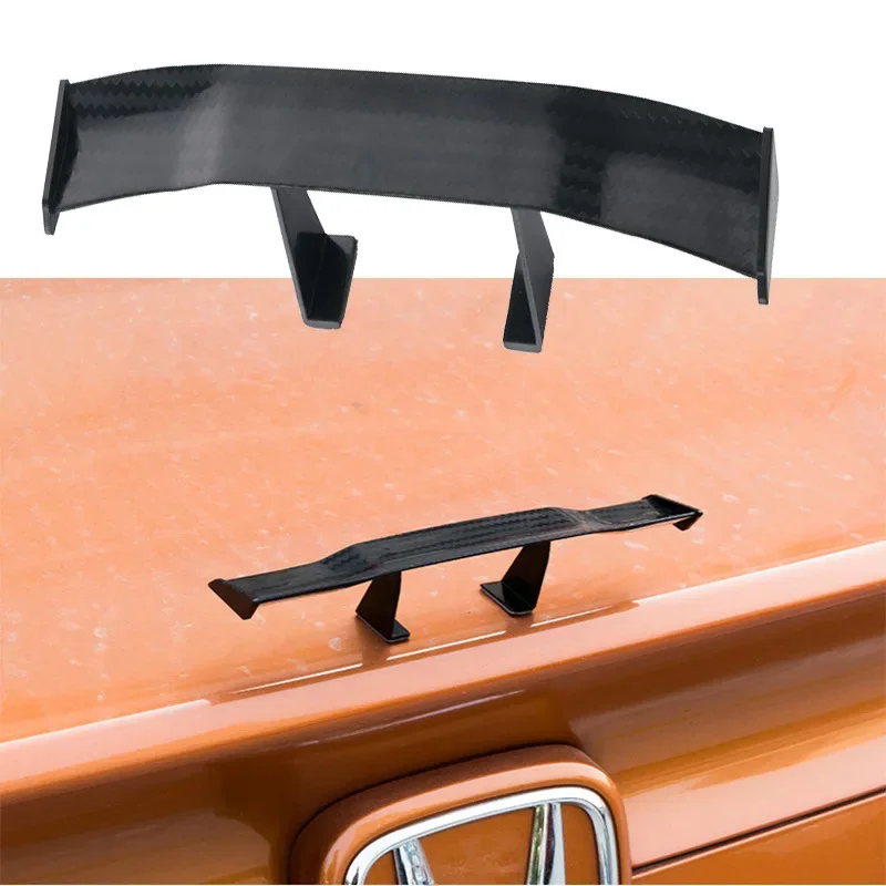 Mini ailes de becquet arrière de voiture d'aspect carbone, décoration de petit modèle, accessoires automobiles ABS, aile de style léger, noir, bleu, rouge, blanc, gris