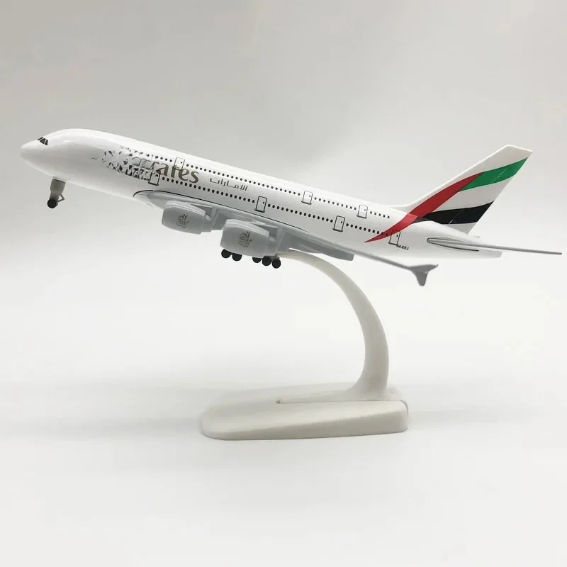Model samolotu Airbus A380 20cm Model samolotu Emirates Metalowa replika Materiał stopowy Symulacja lotnictwa Dekoracja samolotów — 2