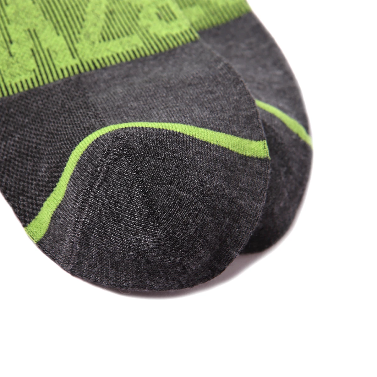 ถุงเท้าข้อสั้นแบบแห้งเร็วระบายอากาศได้ดี 5 คู่ – ถุงเท้ากีฬาโพลีเอสเตอร์น้ำหนักเบา ดูดซับความชื้น เหมาะสำหรับการวิ่ง