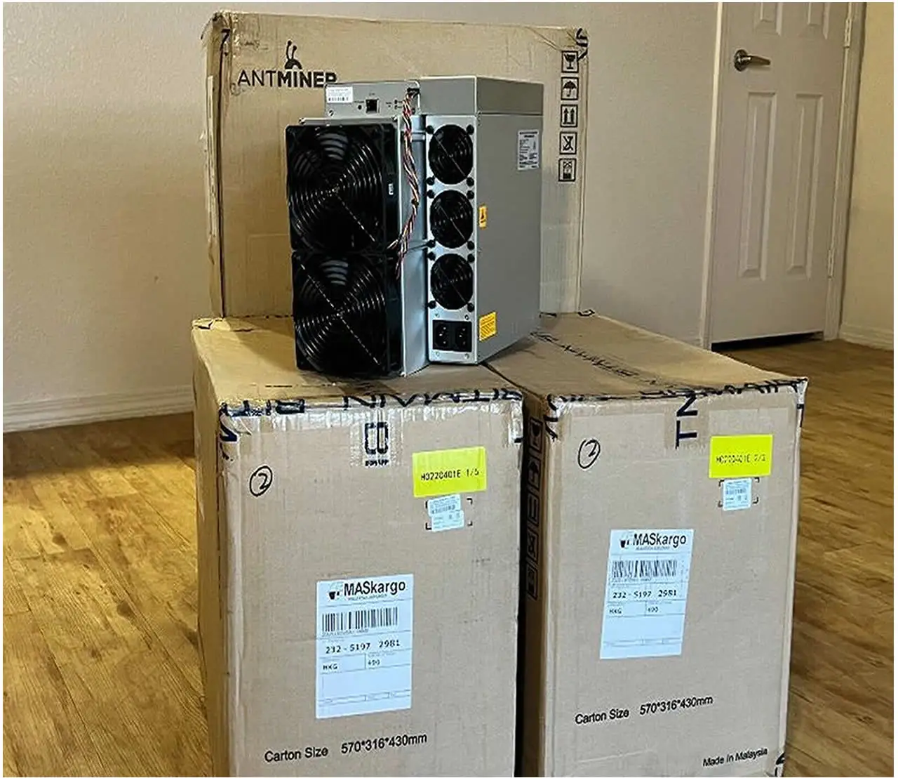 DC %100 Antminer S19j Pro أصلي من Bitmain، كفاءة 104 TH/s