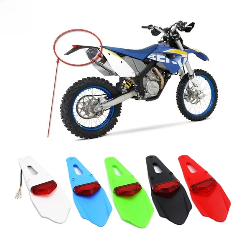Enquêter arrière LED pour moto, garde-boue arrière, frein d'arrêt, lampe iodée, universel, tout-terrain, scooter, pièces de moto, 12V