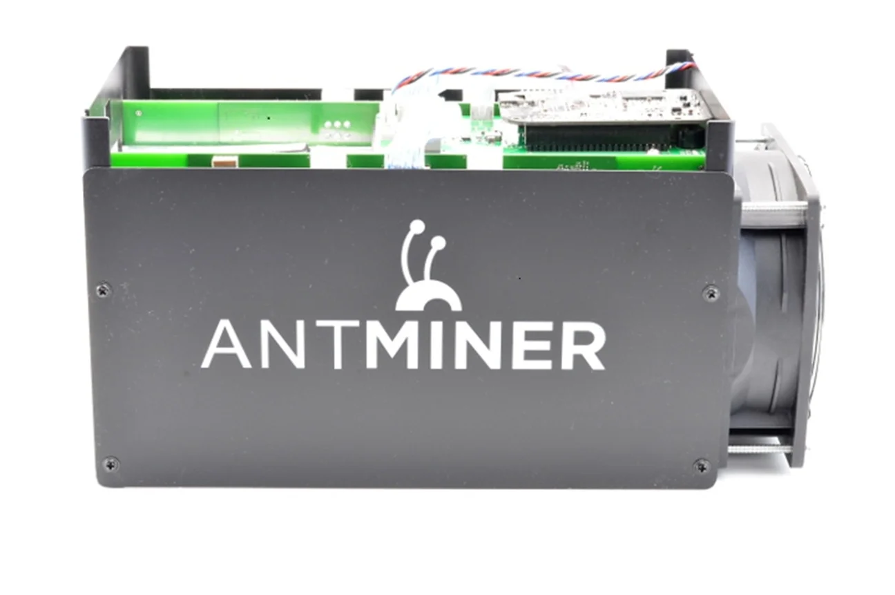 Редкий биткойн-майнер Bitmain Antminer S5 BTC с блоком питания. Купить Bitmain Antminer S5 по самой низкой цене. Редкий биткойн-майнер Bitmain Antminer S5 BTC с блоком питания. Купить Bitmain Antminer S5 по самой низкой цене.
