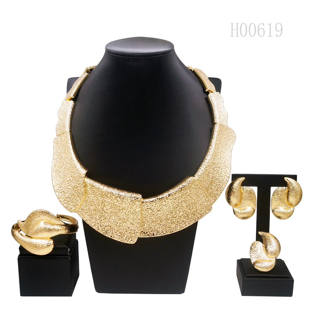 Dubai Gold Plated 24K Shiny Necklace Bracelet Ring Women Jewelry Set Exaggerated Style Banquet Party Bijoux Nigeria Wedding