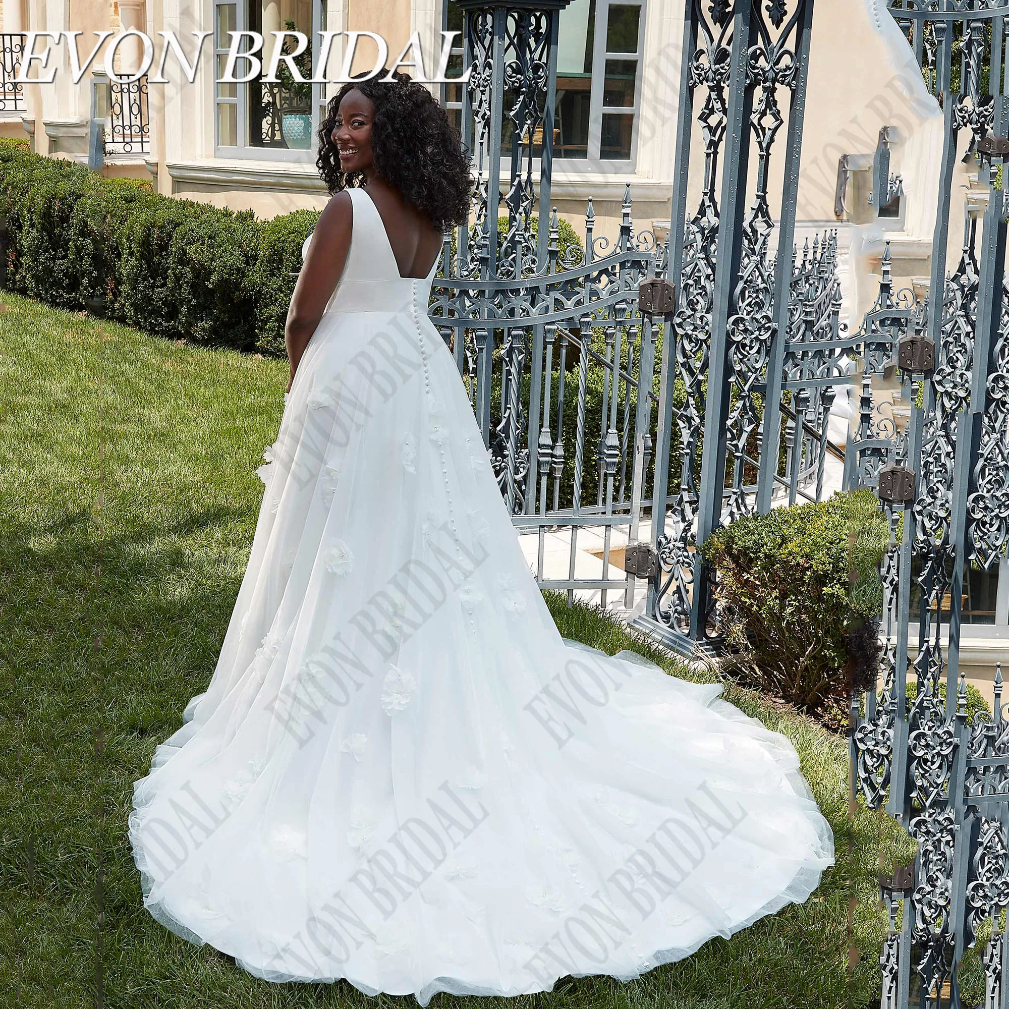 EVON-vestidos De Novia De satén con flores en 3D, ropa De talla grande, Espalda descubierta, corte en A, sin mangas, con botones, para fiestaEvon nupcial satén 3D Flower Wedding aumento de tamaño sin espalda a palabra