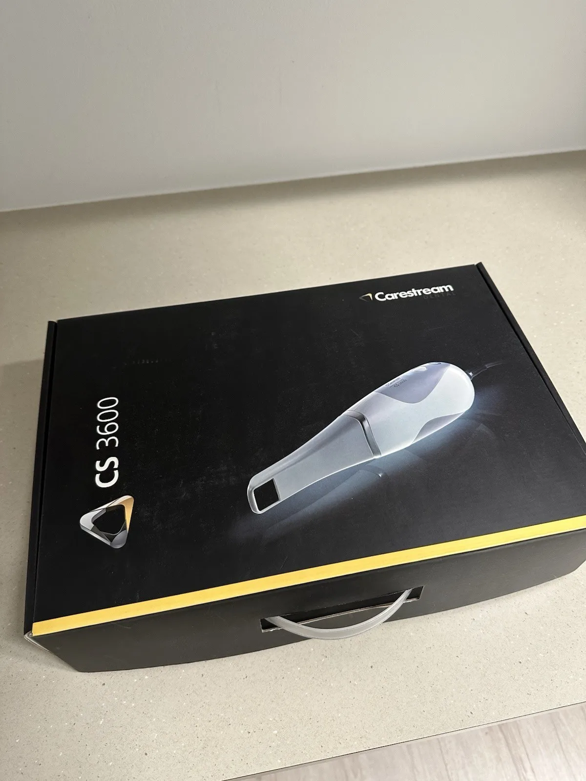 

TT BUY NOW BUY 5 Get 2 Carestream CS 3600 CAD/CAM Dental Intra Oral Scanner - NO LAPTOP
