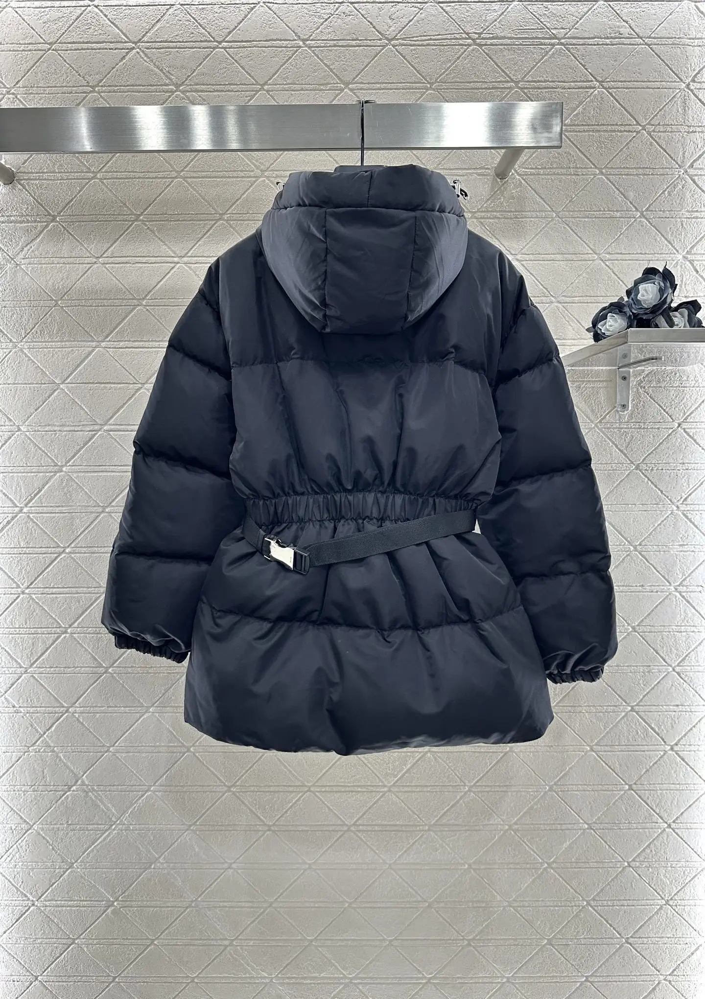 Mulheres com cinto puffer casaco preto longo para baixo jaqueta inverno quente cintura zip up com capuz engrossado isolado parka à prova de vento tempo frio