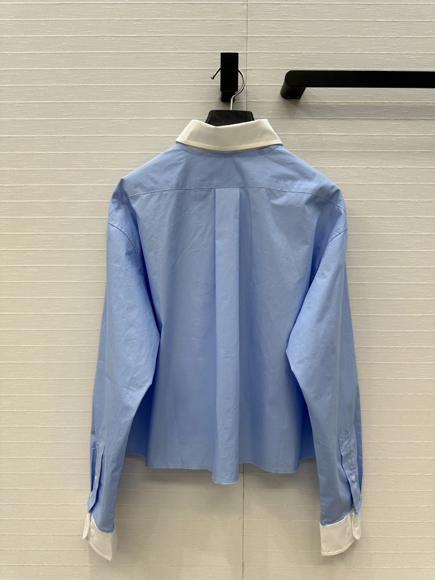 

2025 Spring/Summer New Women's College Style Embroidered Shirt Simple And Comfortable