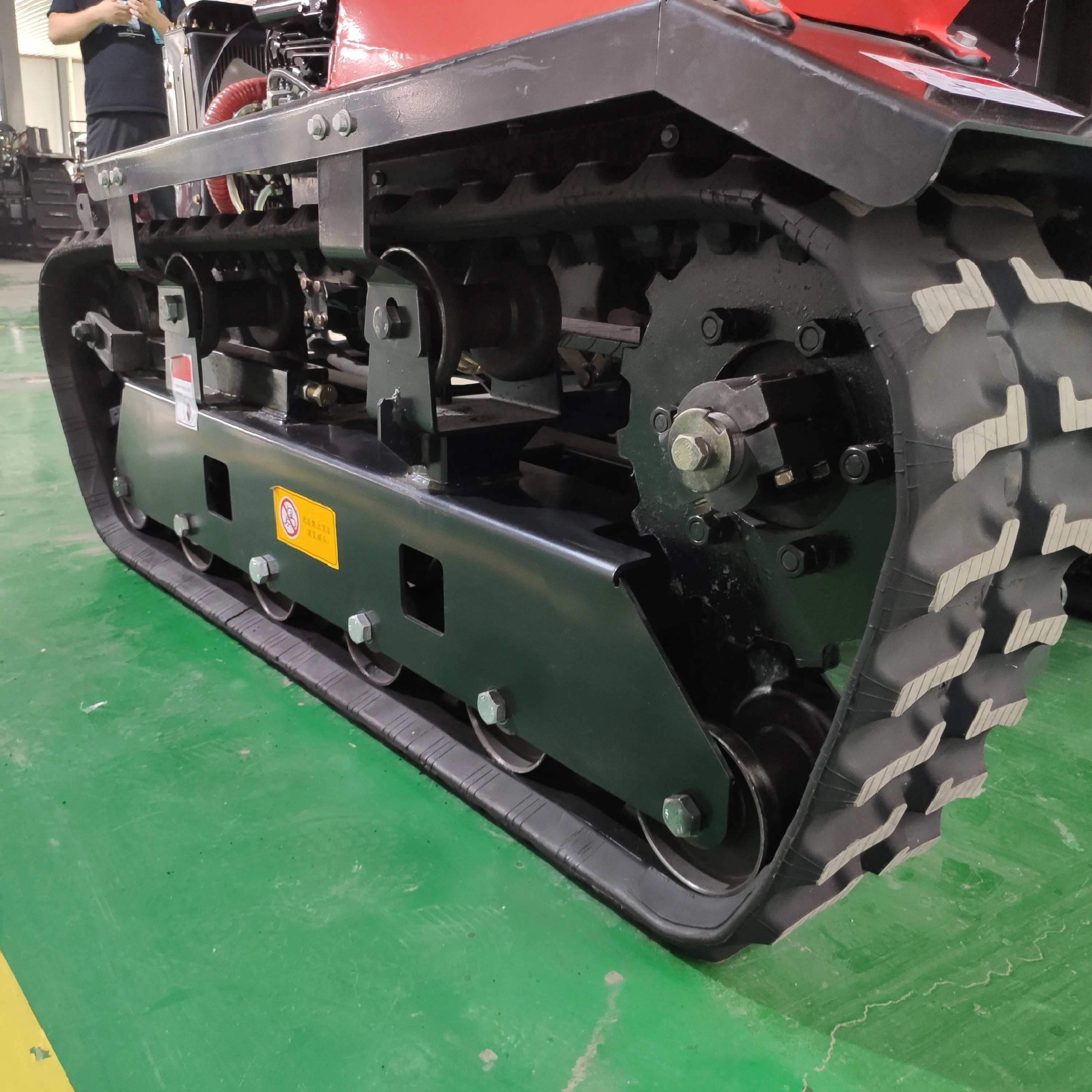 Customization 50HP Crawler Tractor Functional  Rubber Track Tractor with Accessories