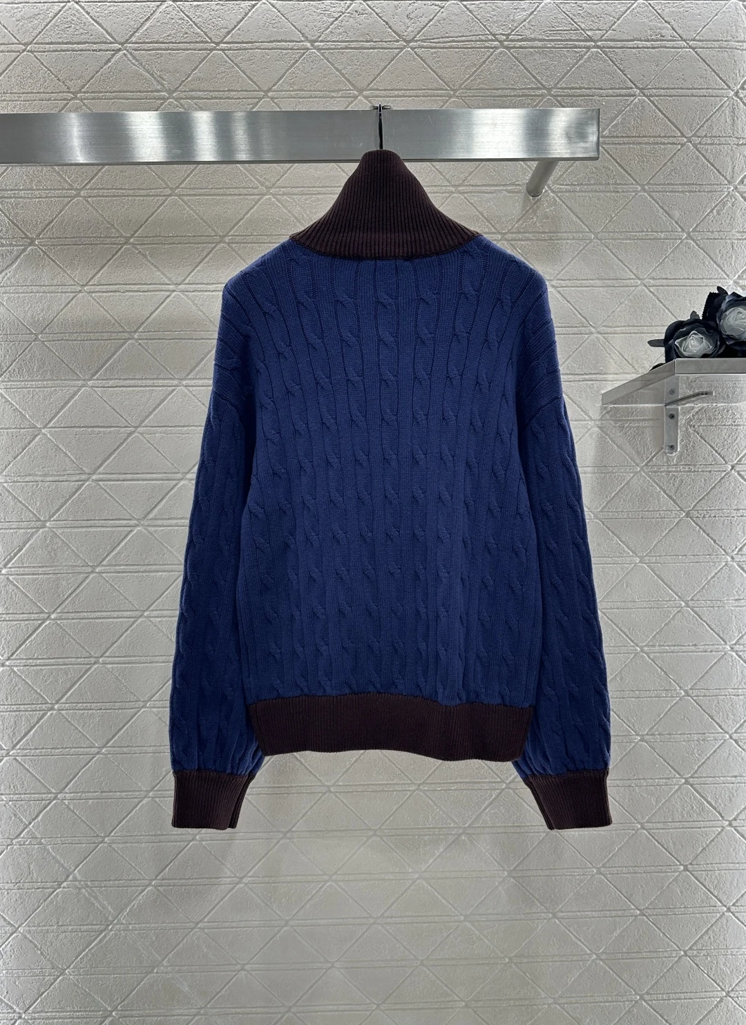 

Autumn 2025 Women's New Baseball Fried Dough Twists Knitted Coat Wool Yarn Weaving Zipper Baseball Coat 465