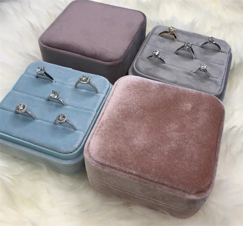 Velvet Ring Box Holds Up To 9 Rings Luxury Keepsake Jewelry Box Display For Travel Engagement Ring and Storage