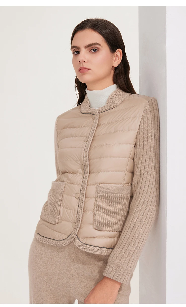 BY3521202 Damen Gesteppter Gänsedaunenmantel mit Kaschmirärmeln, Stricktaschen und Knopfleiste Vorne, Warme Leichte Winterjacke – Detail 3