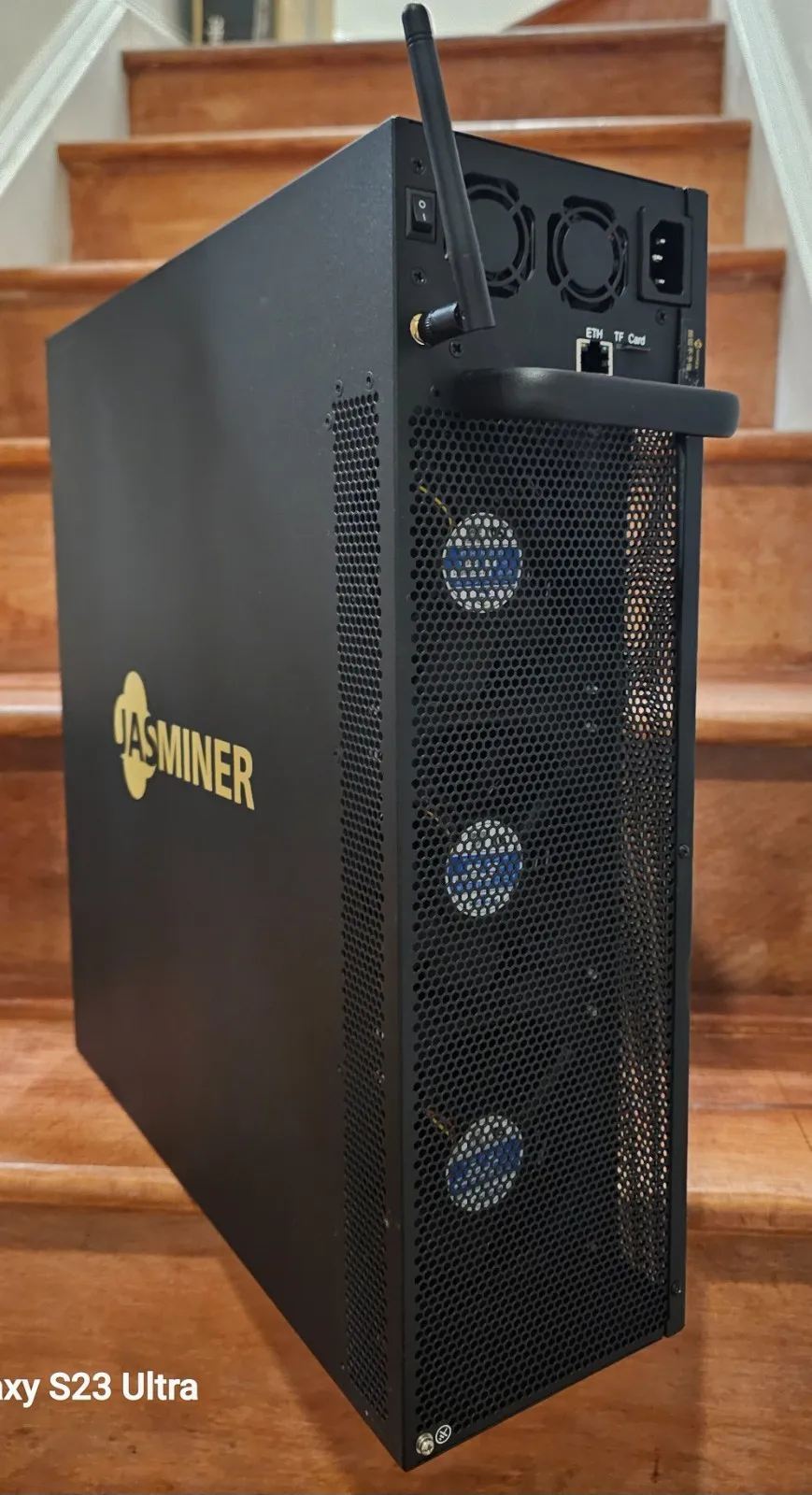 DCE Jasminer X16-Q 1950MH/s 620W Silent ETHash ASIC Miner with Ethernet