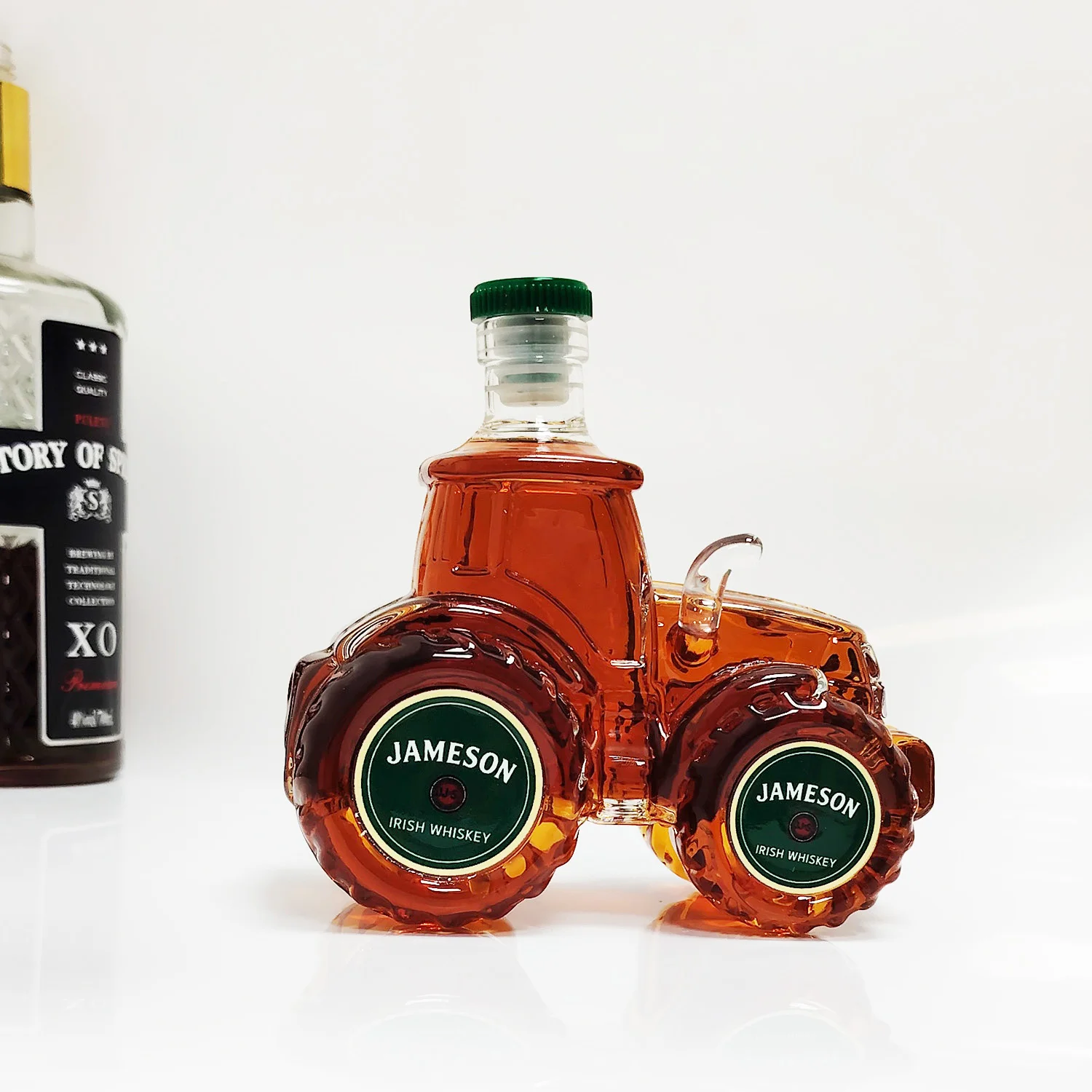 Étui IH édition collector bouteille de whisky Farmall 100Th anniversaire étui de bouteille de whisky édition collector IH décanteur de whisky