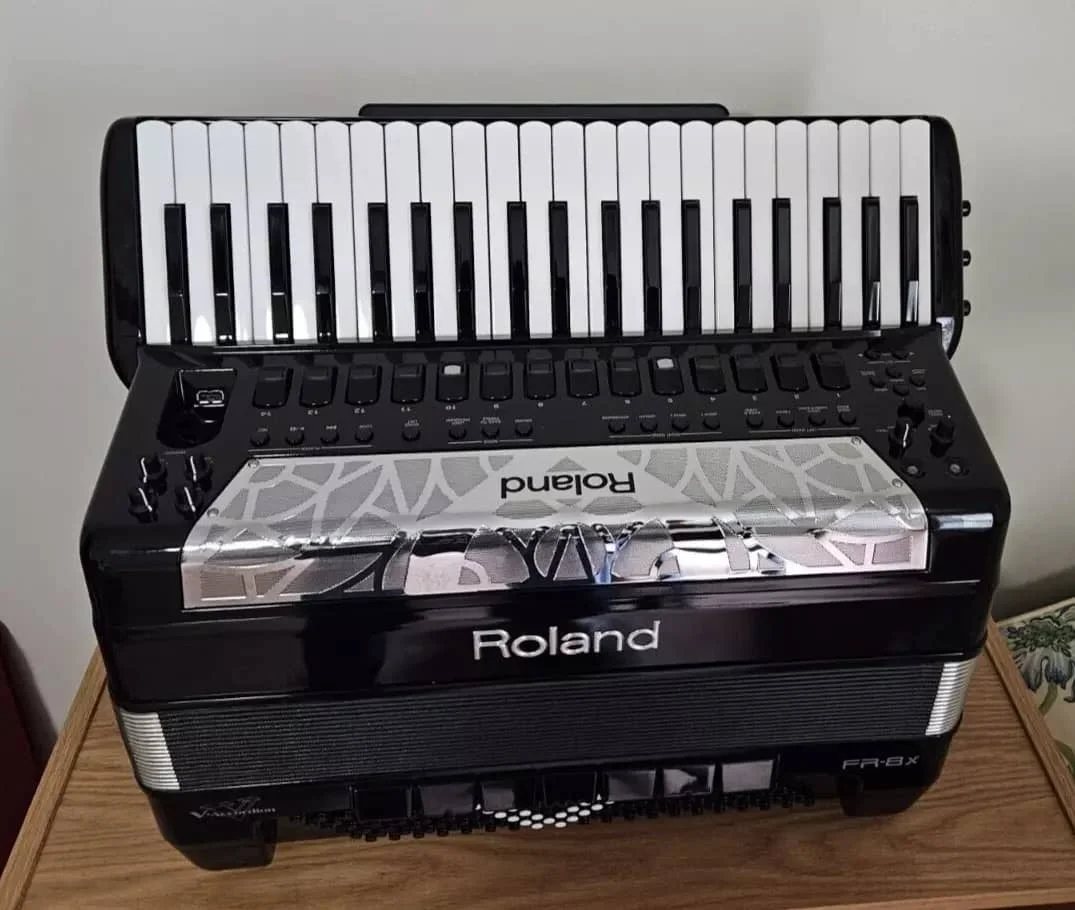 DISCOUNT SELLING BLACK FRIDAY New Roland FR-8X BK Piano V-Accordion