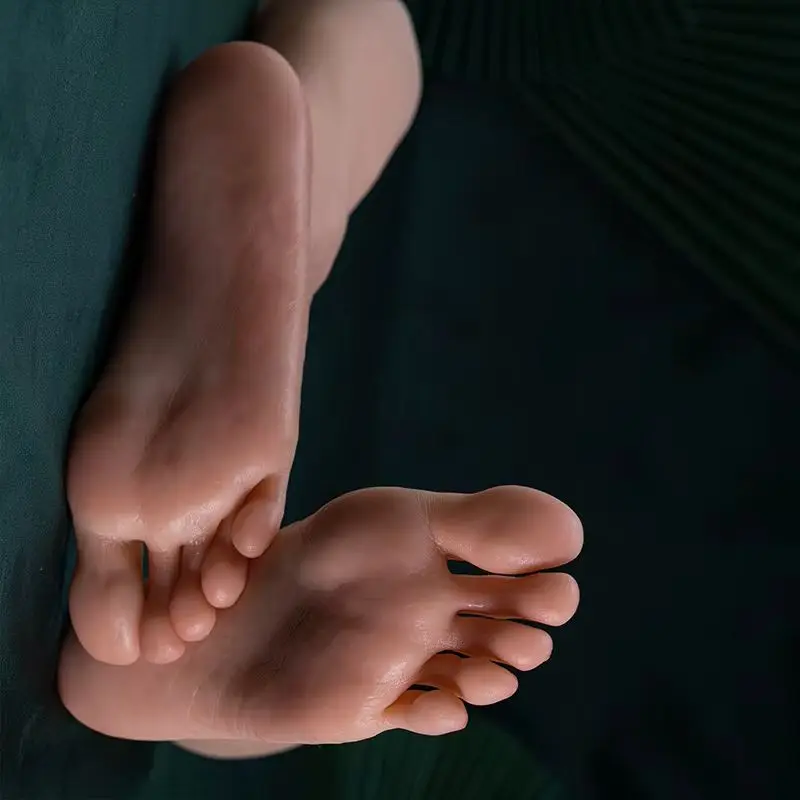 ZISHINE Silicone Foot Model Long Toes Visible Blood Vessels Lifelike Simulation Human Feet Display Nail Art Costume Props ZH3908