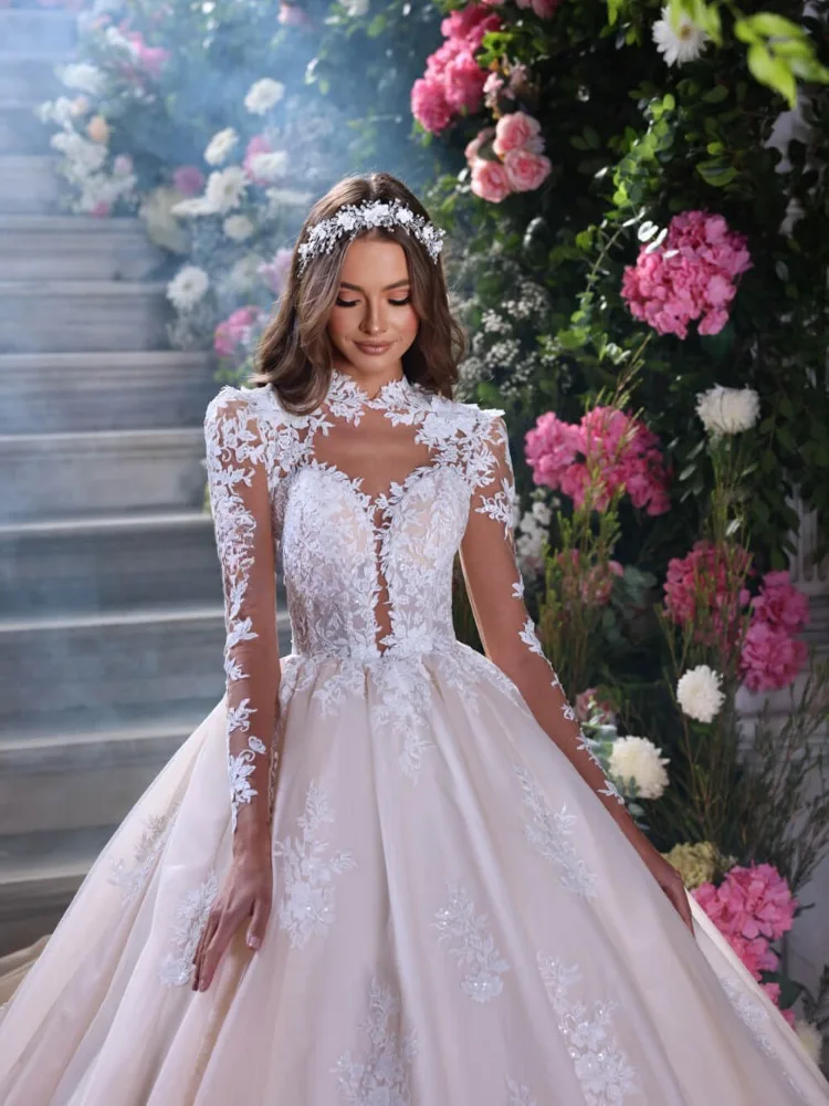 Princess High Neck Wedding Dresses Long Sleeves Appliques Button Back A-line Bridal Gown Bohemian Vestido De Novia