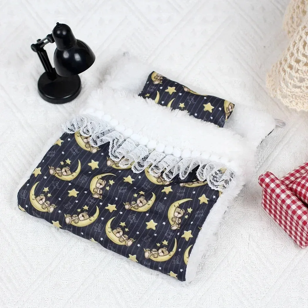Ropa Labubu bed For 15/17cm Labubu Doll Quilt and Pajama Set Three-piece Set Cosy Baby Bed Home Warmth Toy Girl Gift image 6