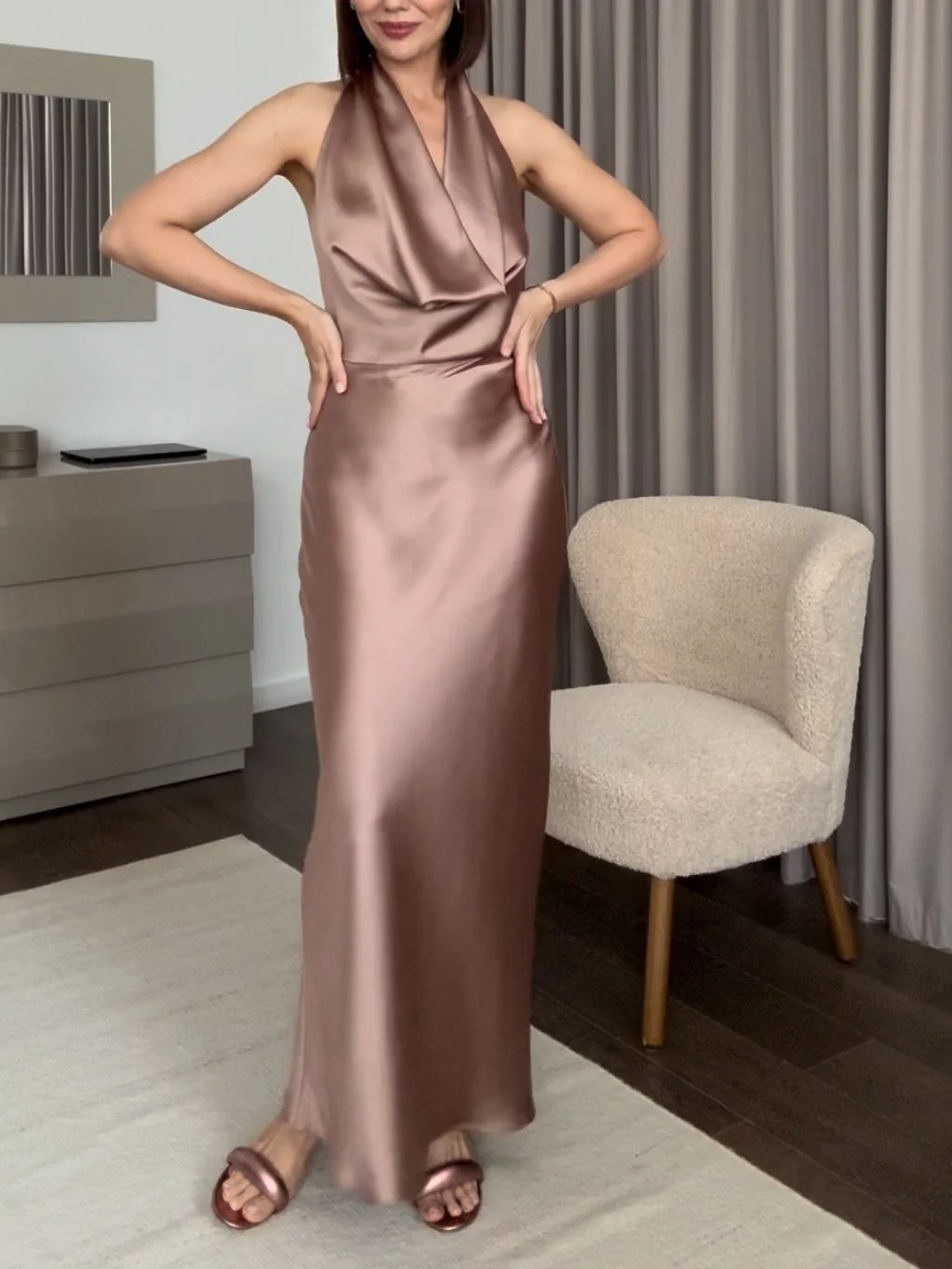Elegante Vestido Lencero de Satén Color Champán para Mujer, Vestido Largo Casual de Verano sin Mangas con Cuello Halter, Vestido de Noche con Espalda Descubierta para Fiesta de Graduación, Midi