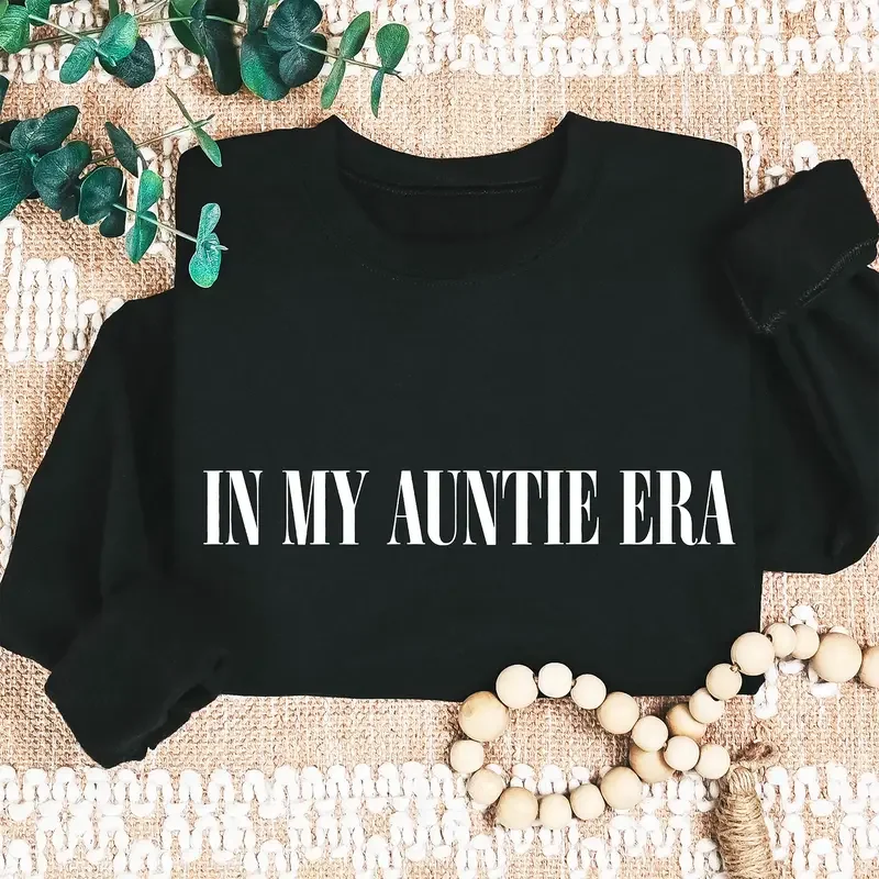 سويت شيرت In My Auntie Era، سويت شيرت Auntie Crewneck هدية العمة ملابس رجالية قطنية للجنسين بقلنسوة قابلة للغسل