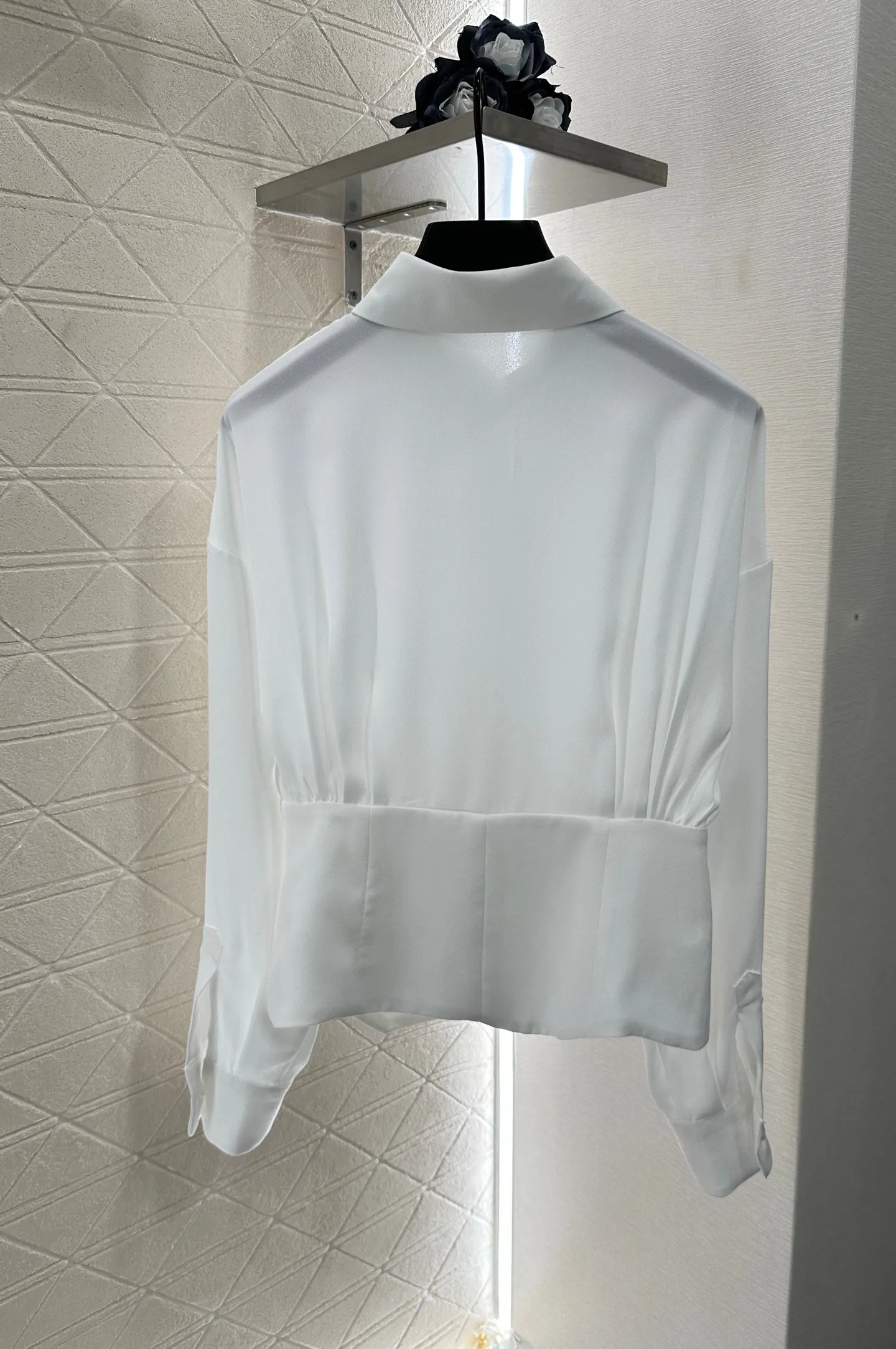 

2025 New Shirt Solid Buttons Long-sleeved Fashionable Versatile Slimming Figure-hugging Spring Summer